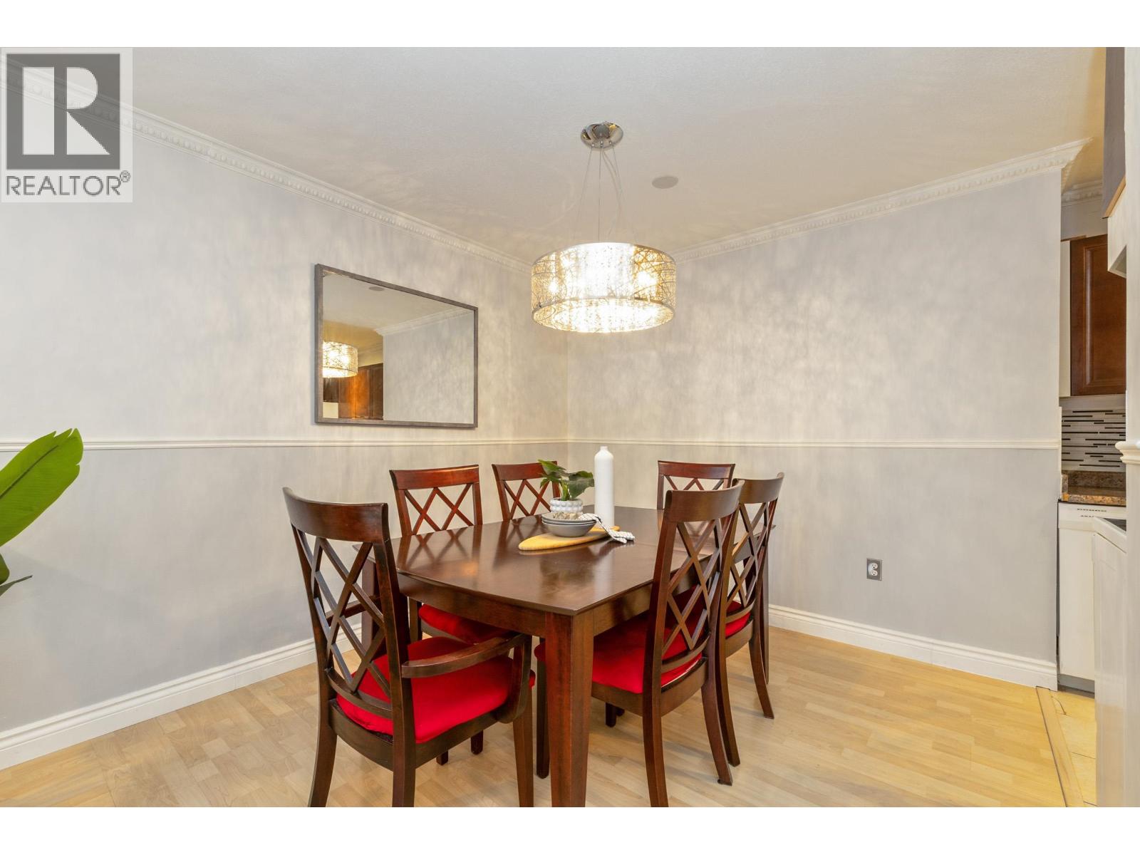 112 6105 Kingsway Property Photo 18