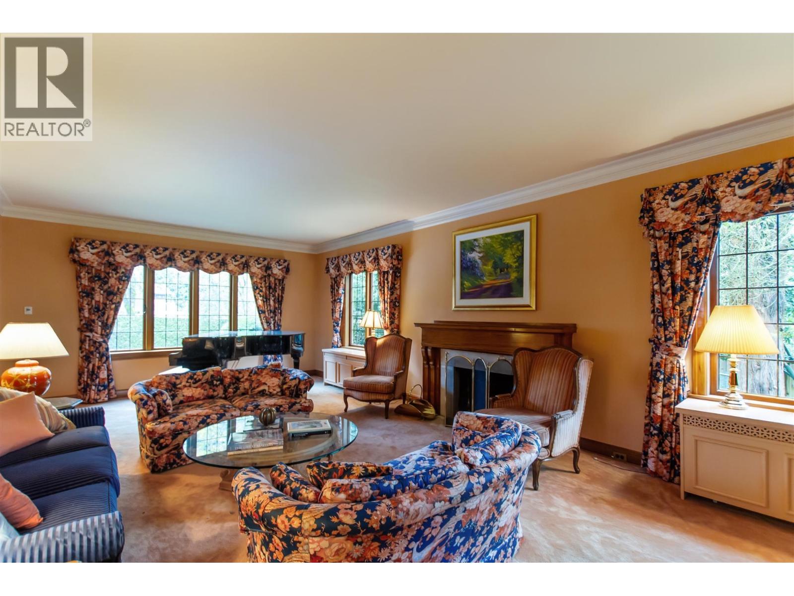 5376 Marguerite Street Property Photo 4
