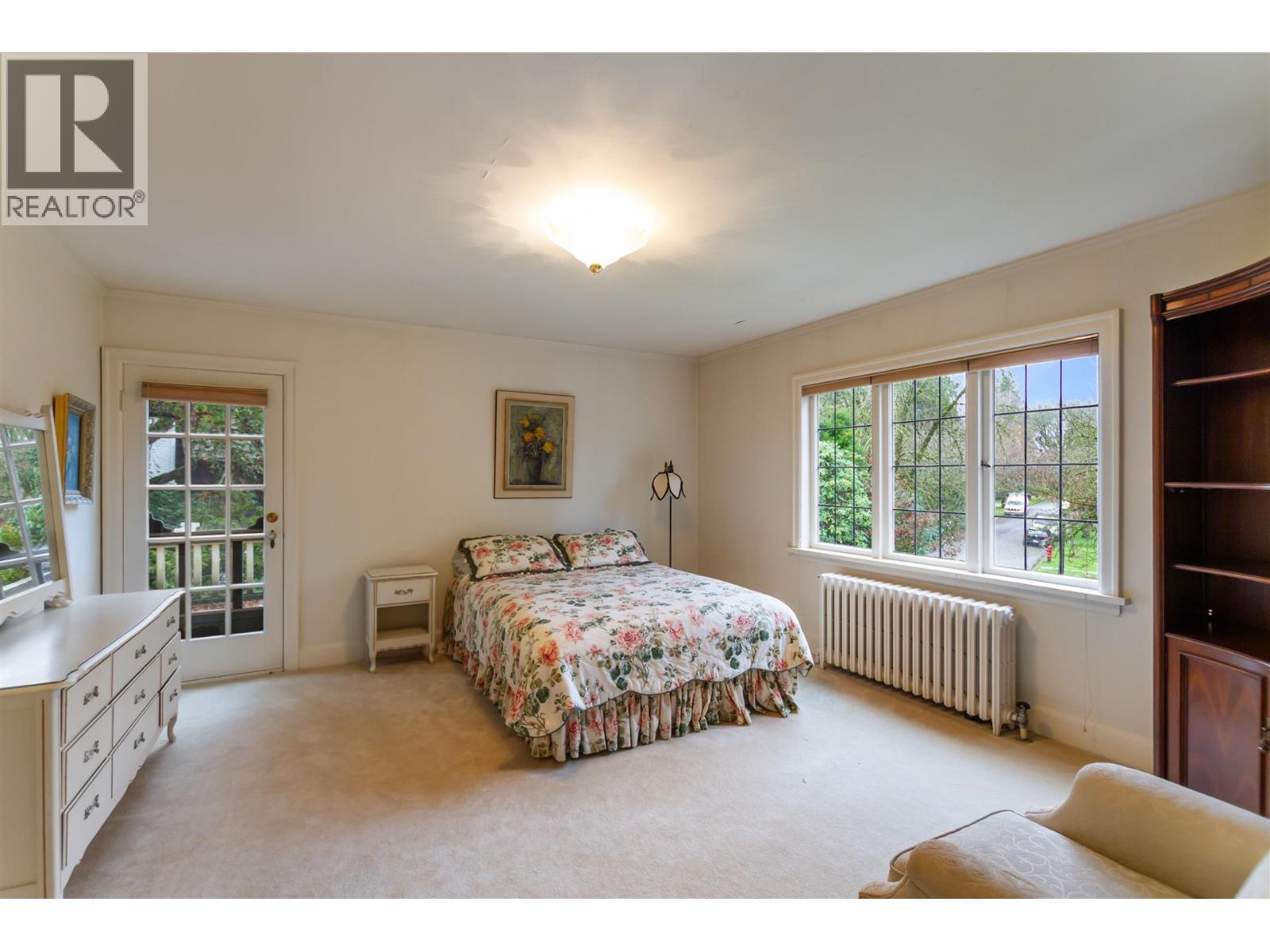 5376 Marguerite Street Property Photo 16