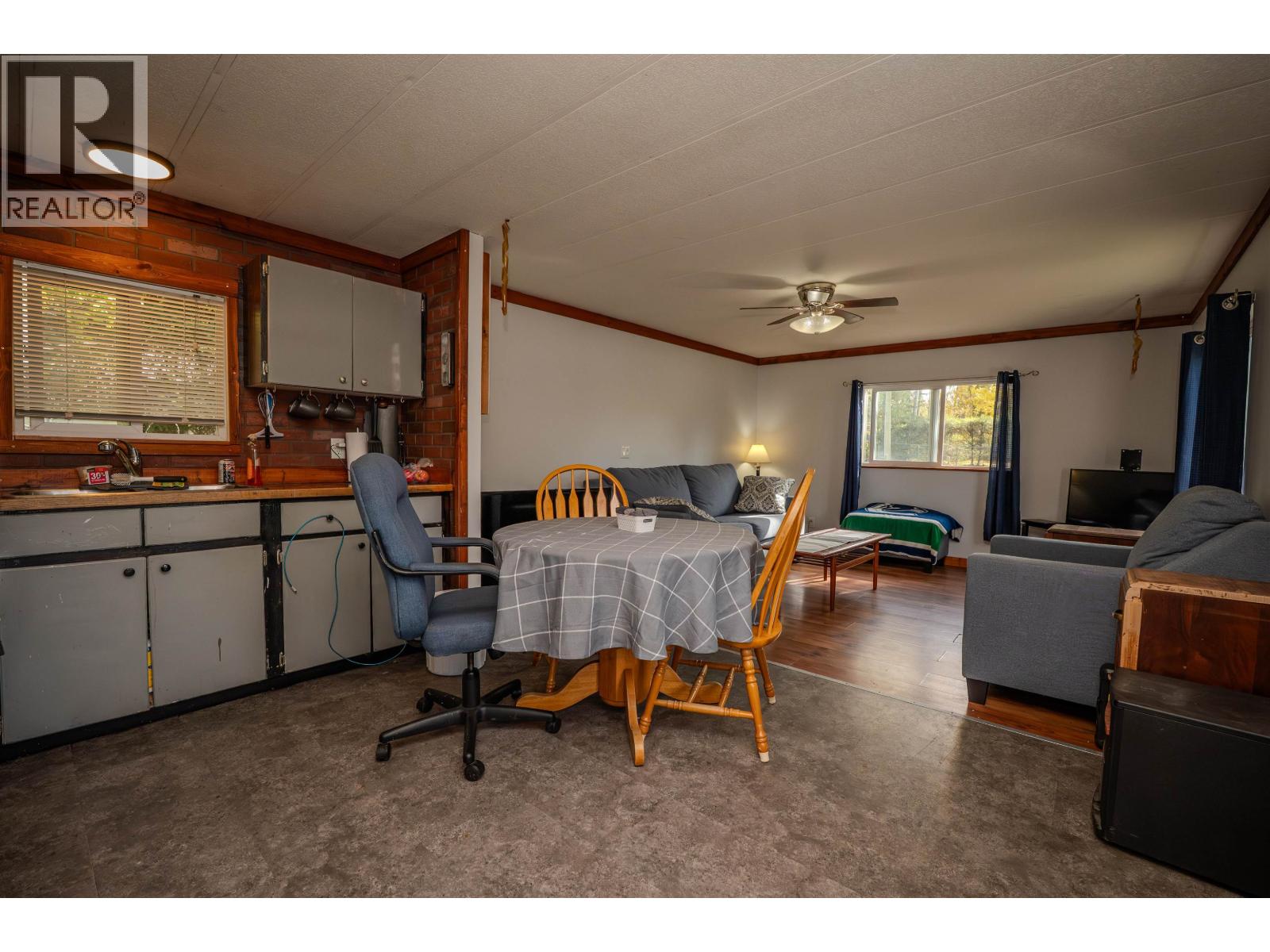 173 Westcoast Road Property Photo 10