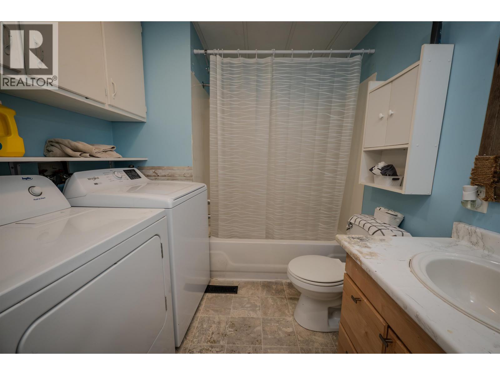 173 Westcoast Road Property Photo 14
