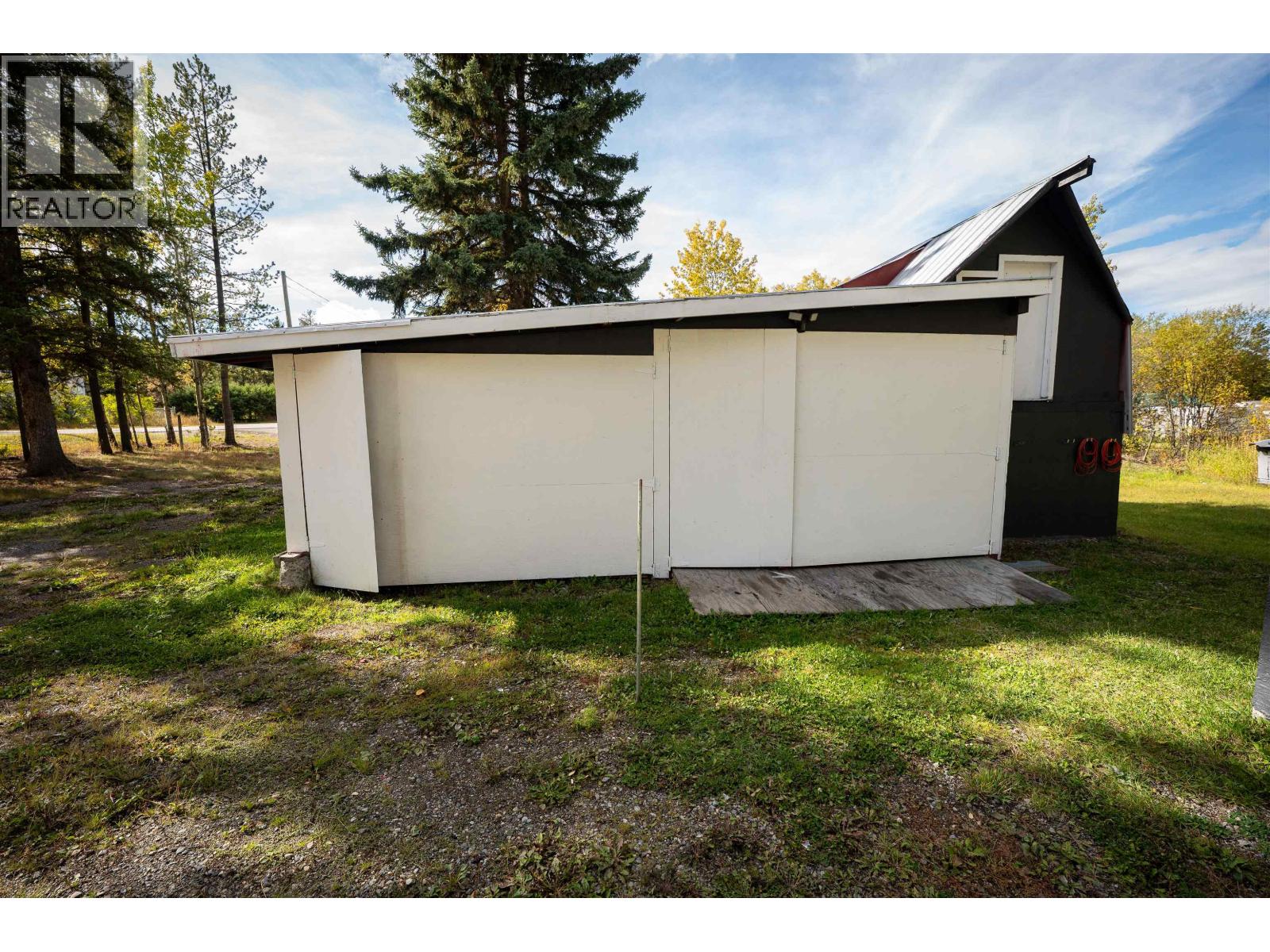 173 Westcoast Road Property Photo 26