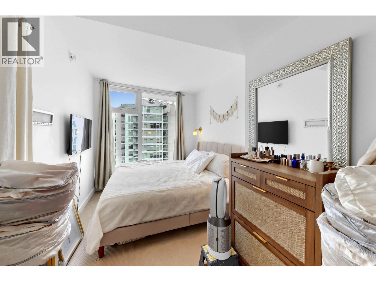 1510 2220 Kingsway Property Photo 16
