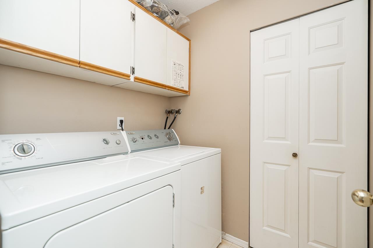 954 160b Street Property Photo 24