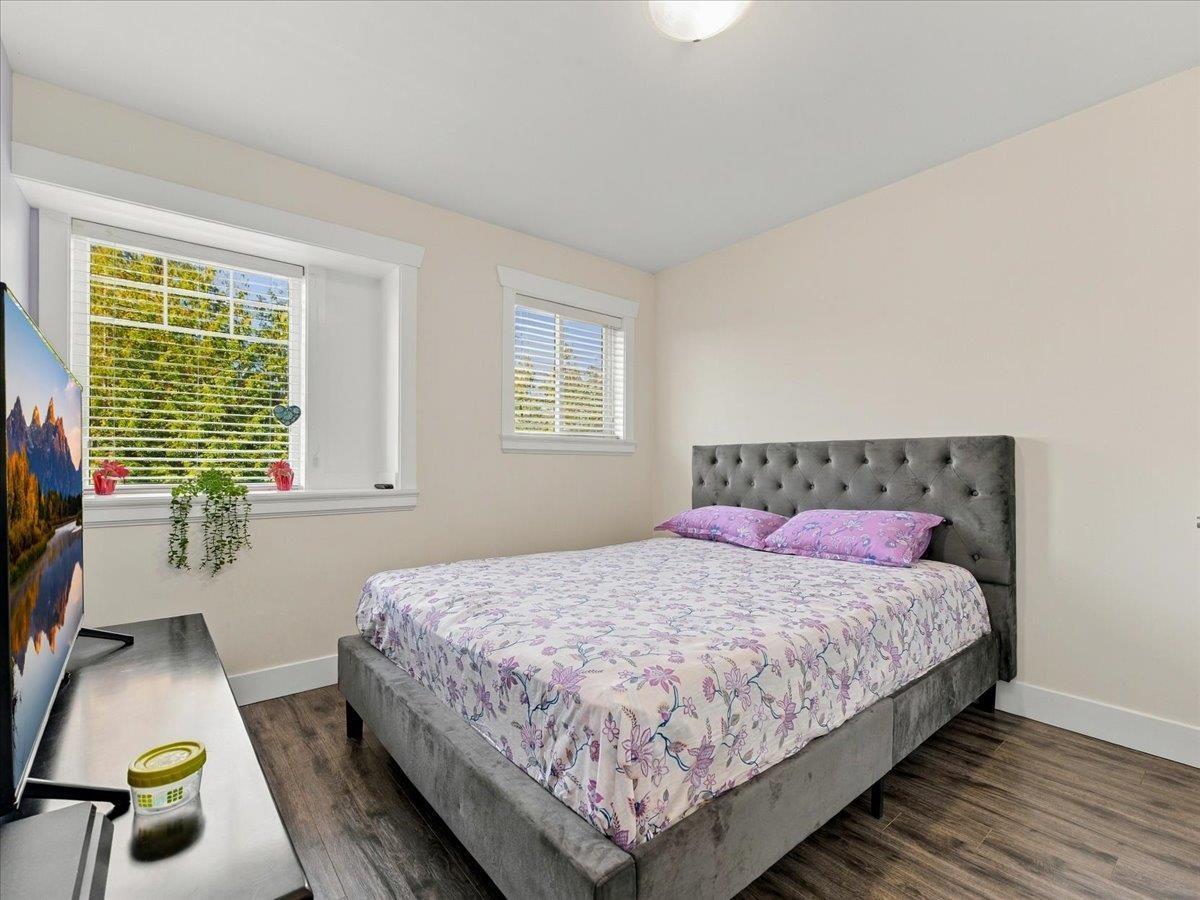 5920 131 Street Property Photo 14
