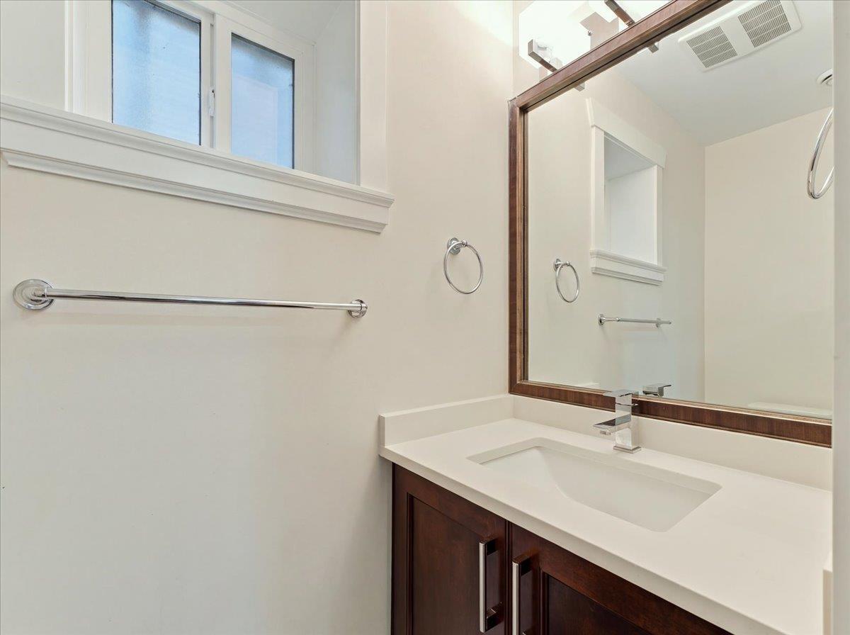5920 131 Street Property Photo 27
