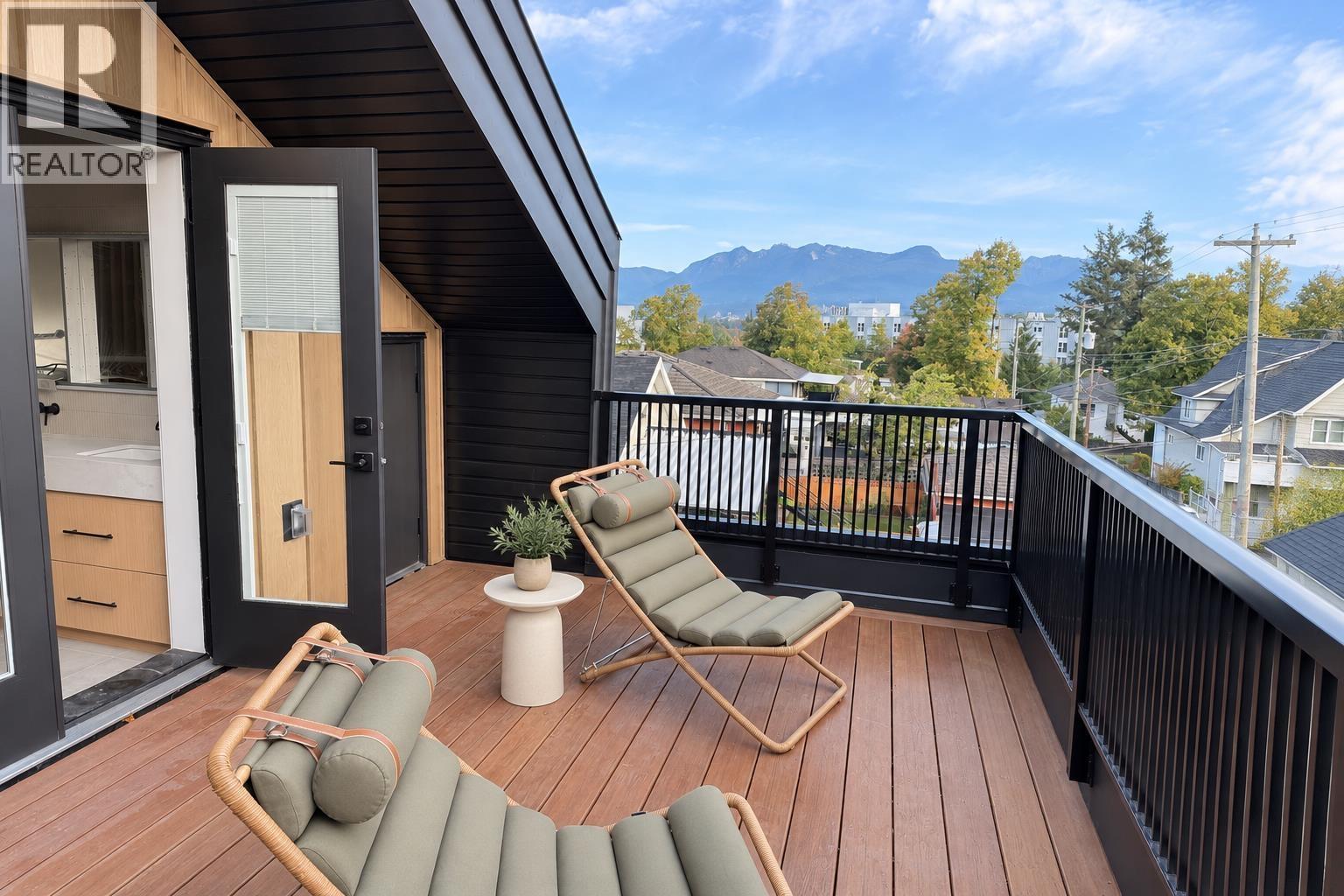 3 2017 E 23rd Avenue Property Photo 28