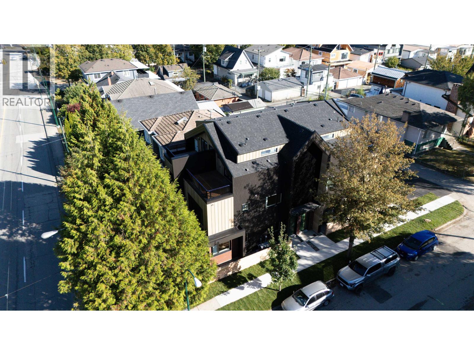 3 2017 E 23rd Avenue Property Photo 34