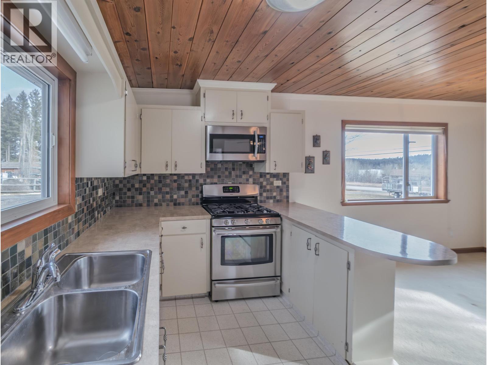 4734 Kitwanga Drive Property Photo 3