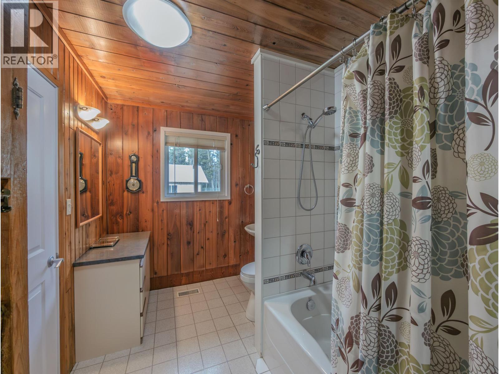 4734 Kitwanga Drive Property Photo 14