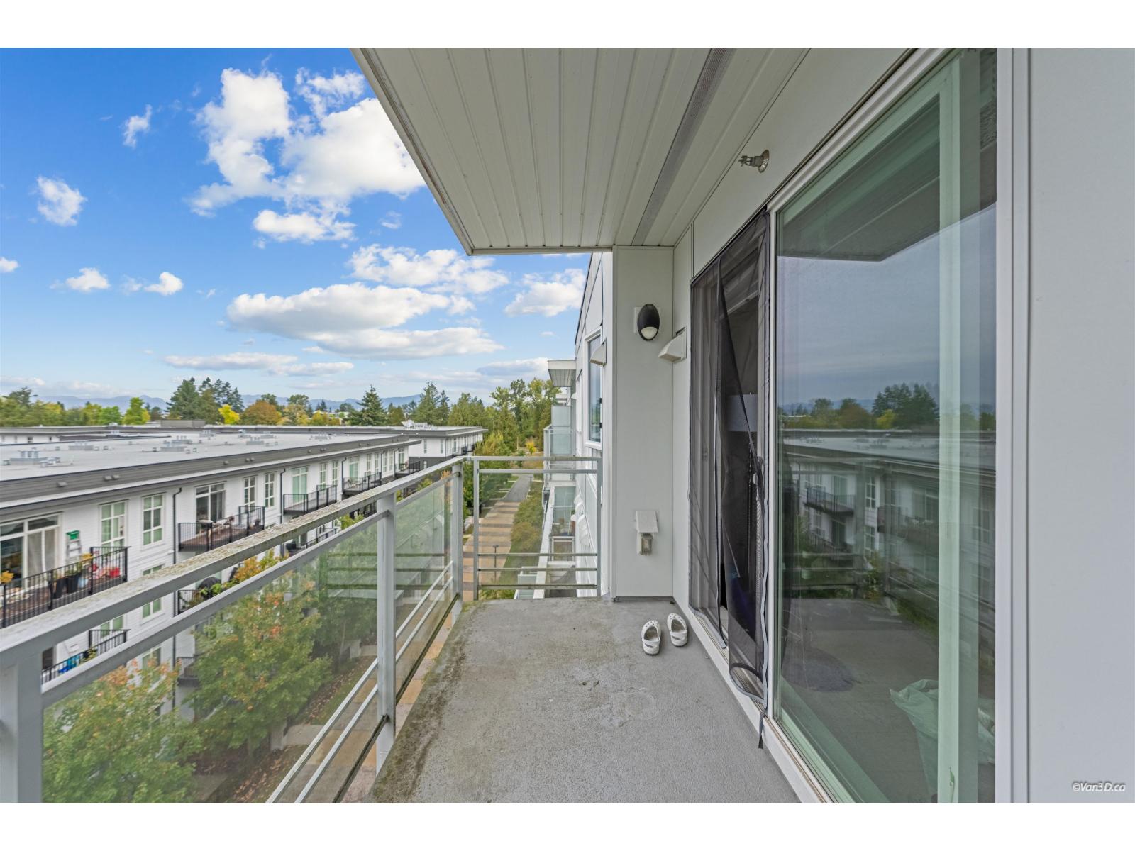 624 13963 105a Street Property Photo 4