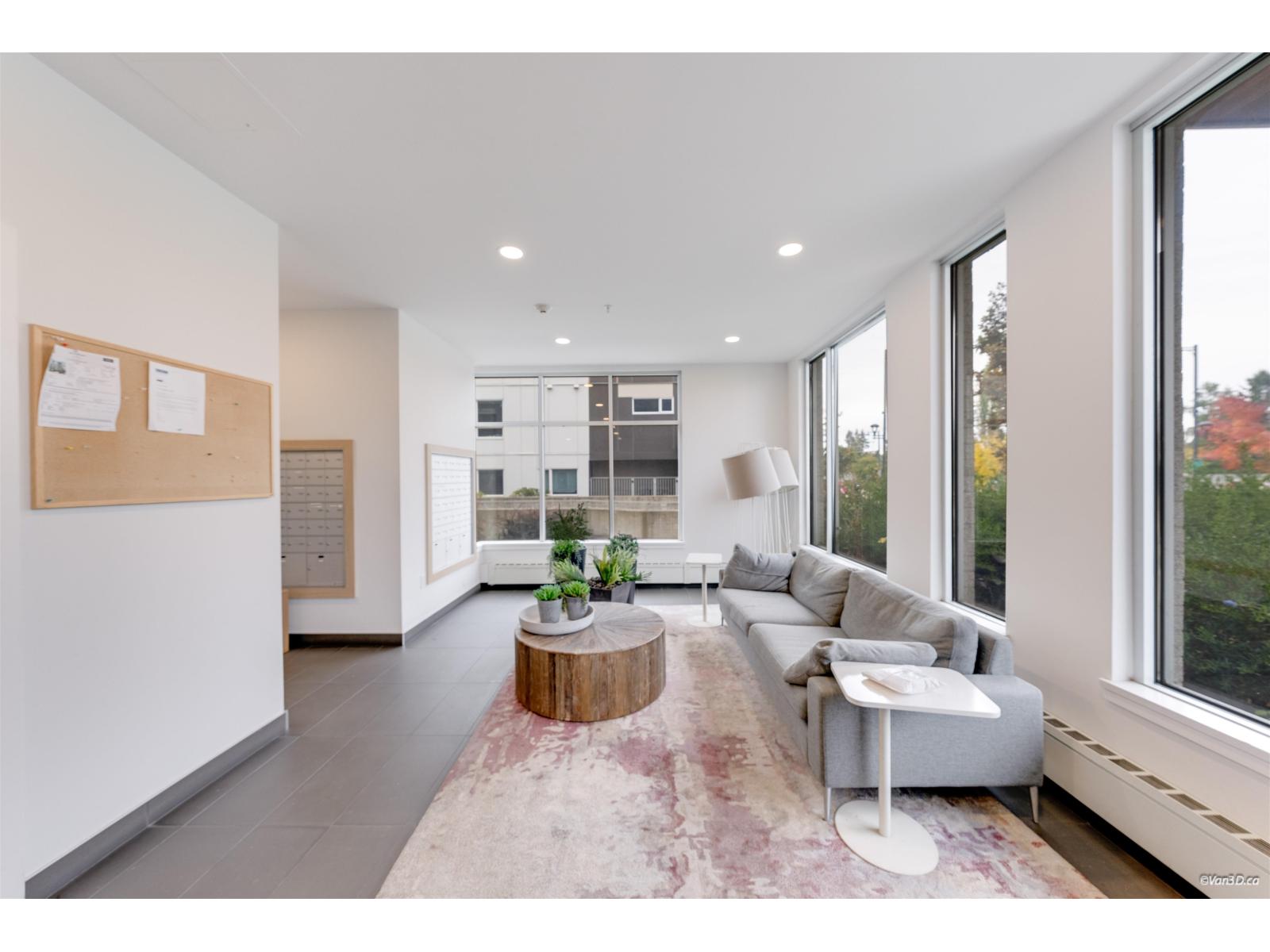 624 13963 105a Street Property Photo 6