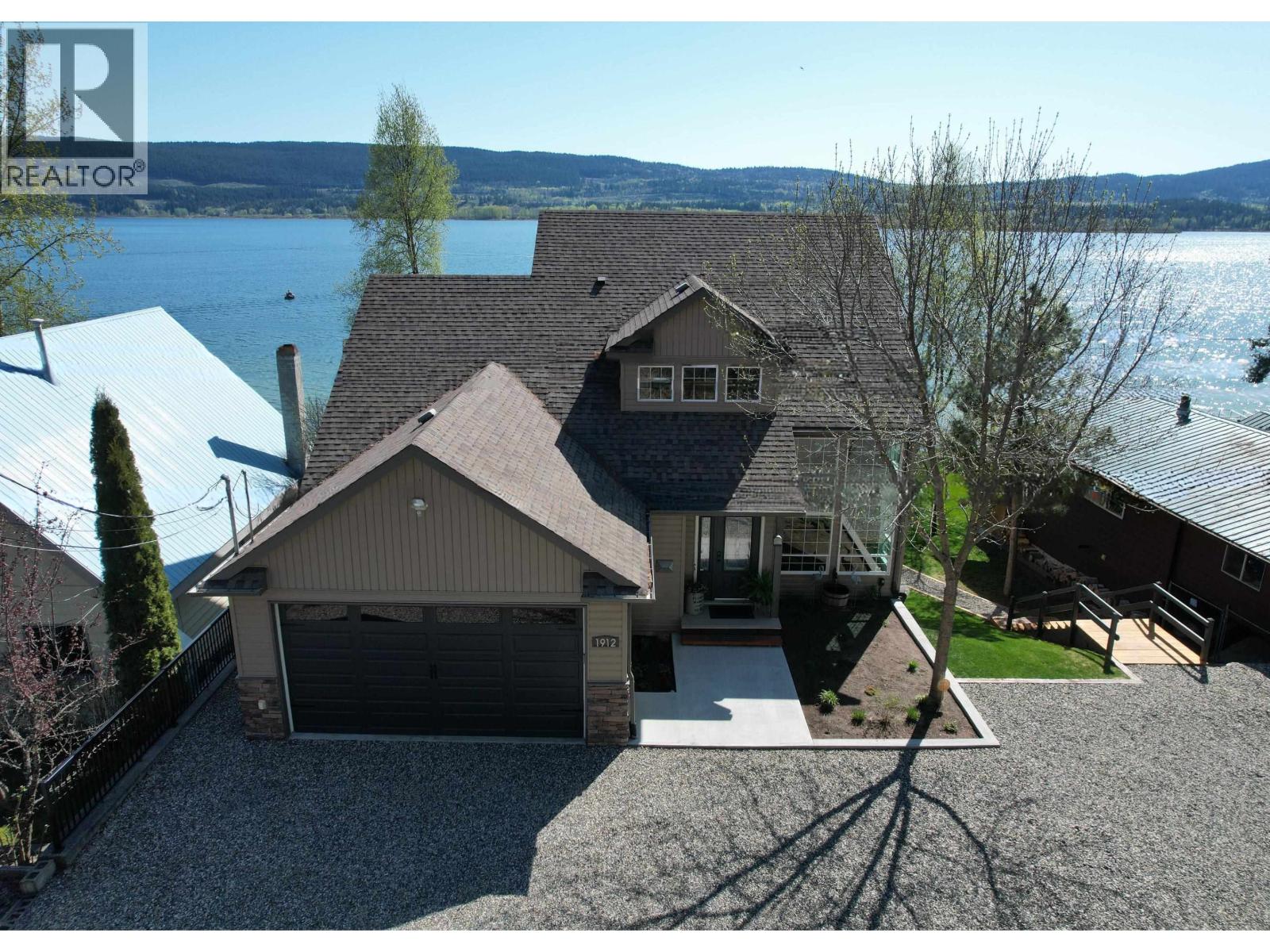 1912 Crystal Street Property Photo 1