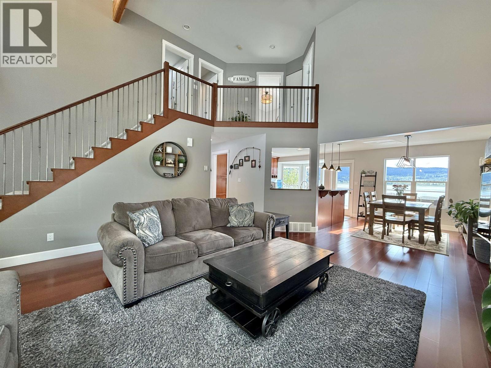 1912 Crystal Street Property Photo 7