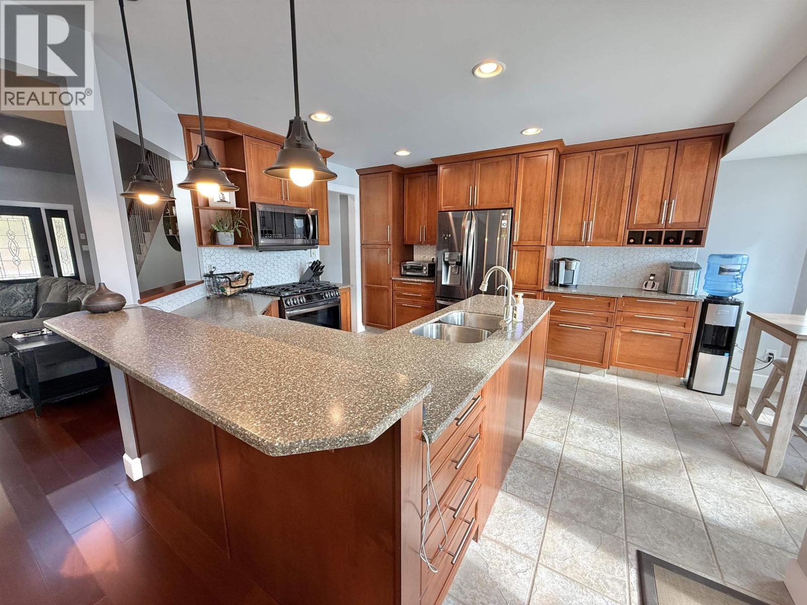 1912 Crystal Street Property Photo 14