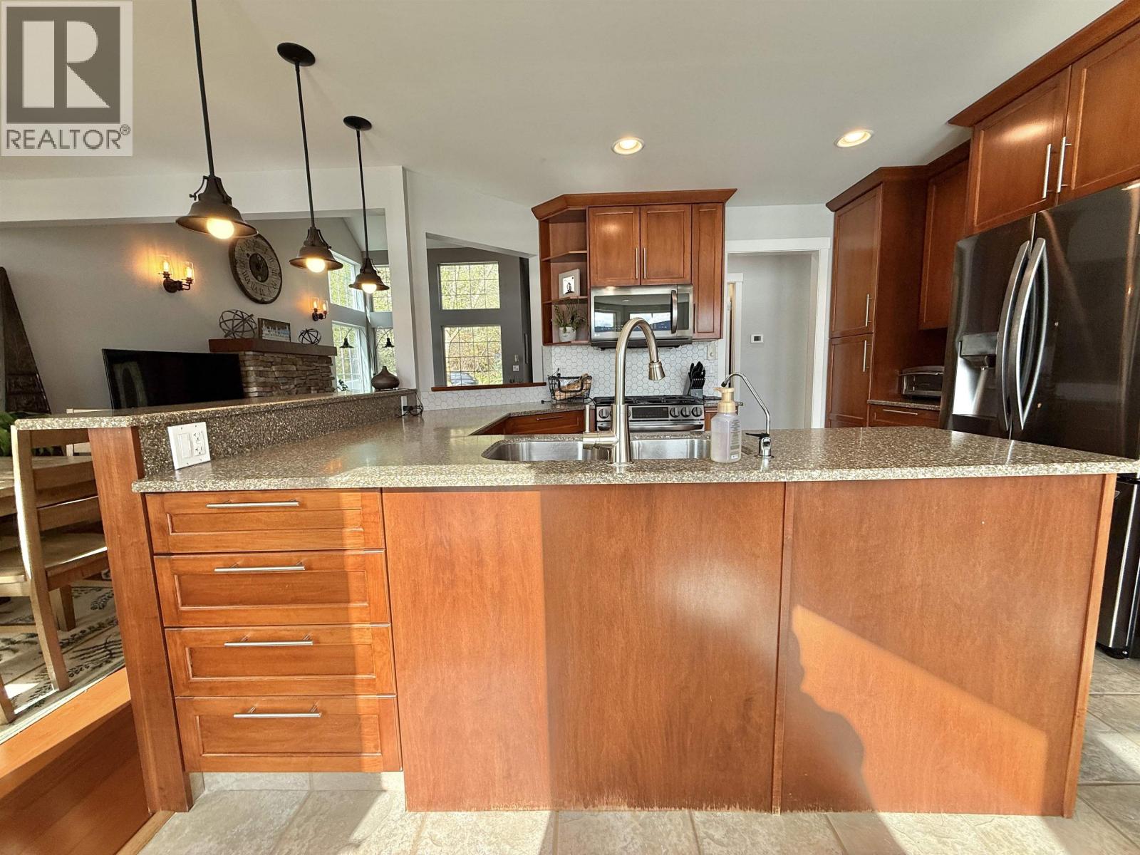 1912 Crystal Street Property Photo 15