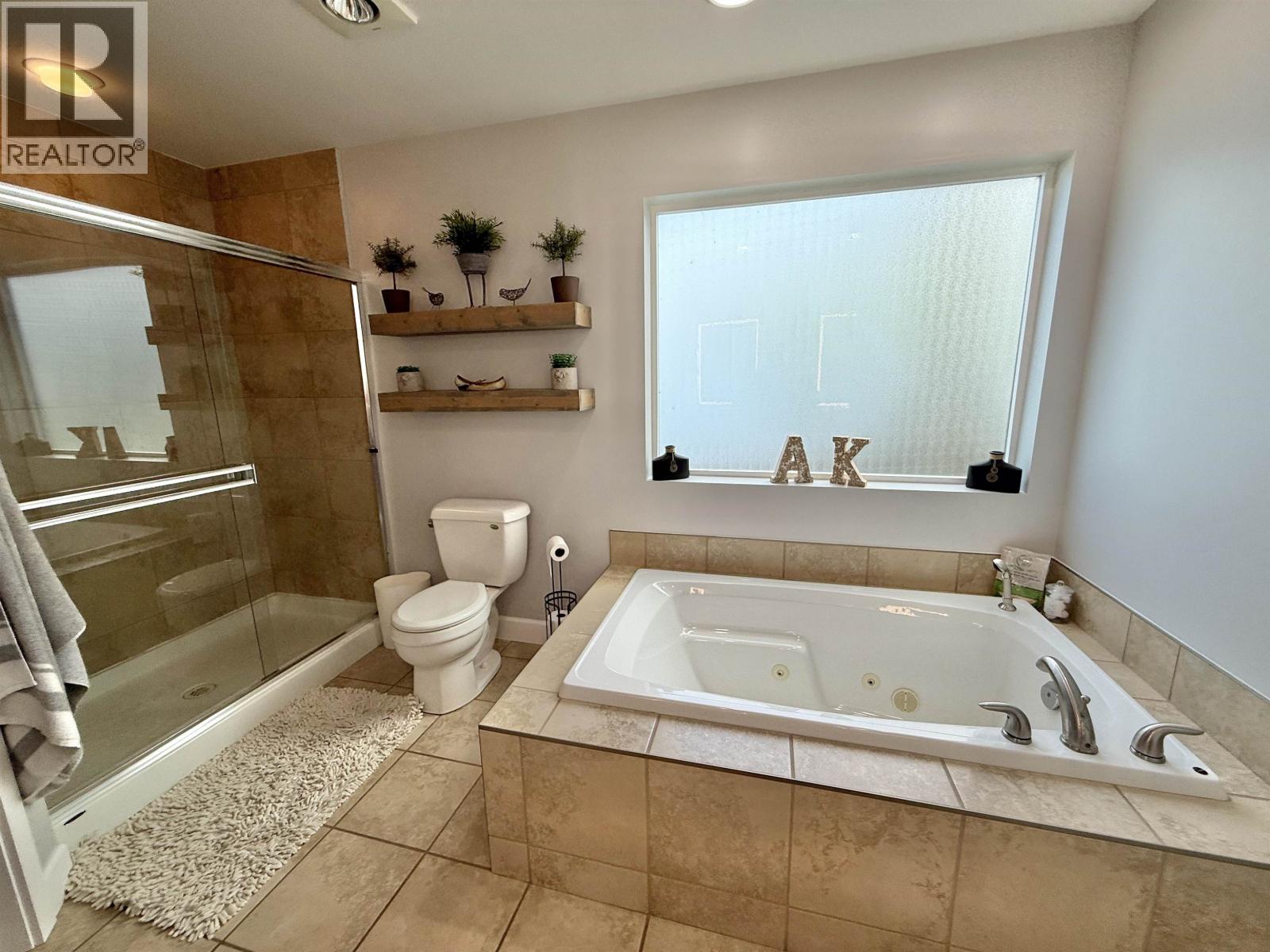 1912 Crystal Street Property Photo 23