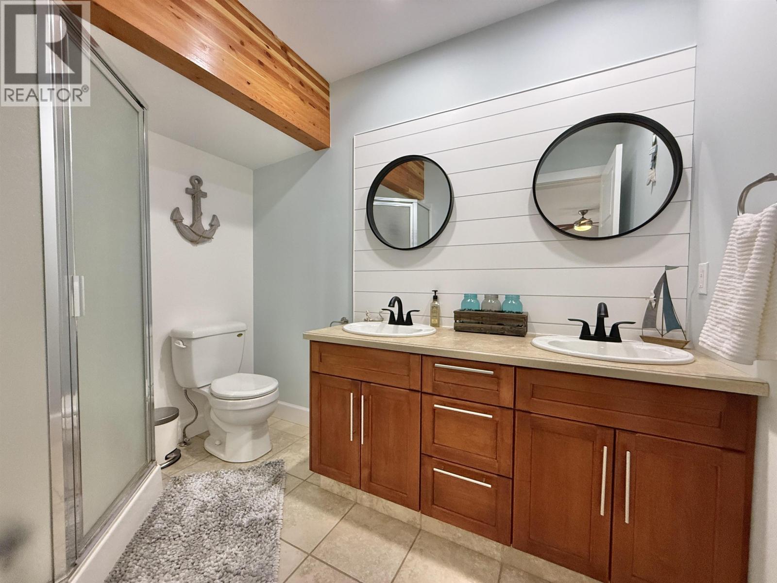 1912 Crystal Street Property Photo 25