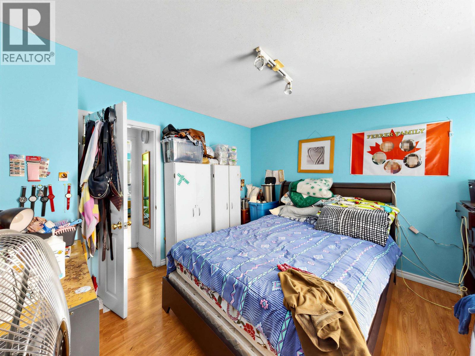 5033 Killarney Street Property Photo 15