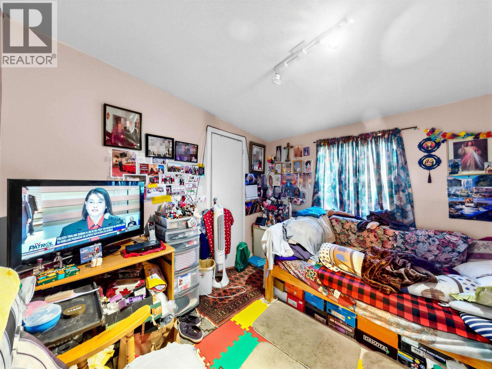 5033 Killarney Street Property Photo 17