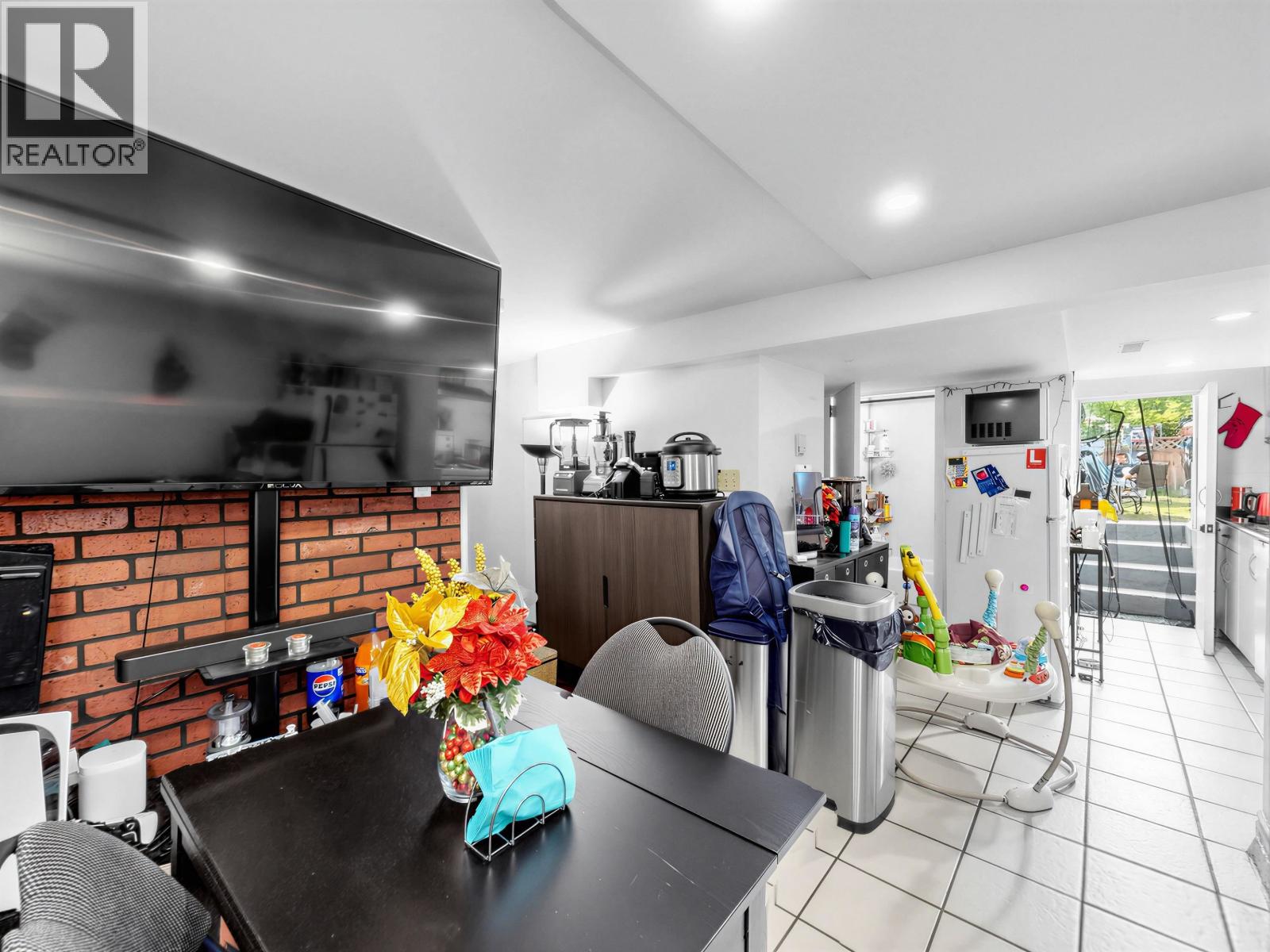 5033 Killarney Street Property Photo 21