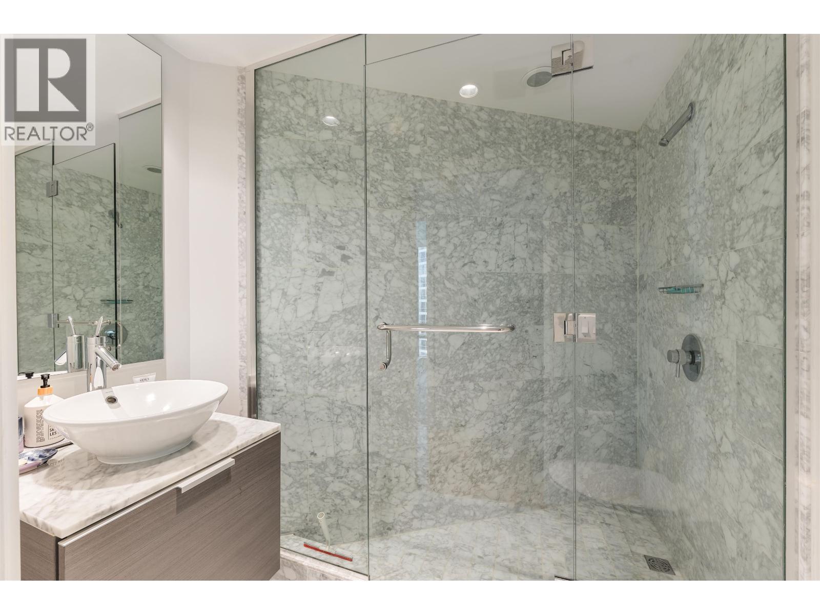 1809 1111 Alberni Street Property Photo 8
