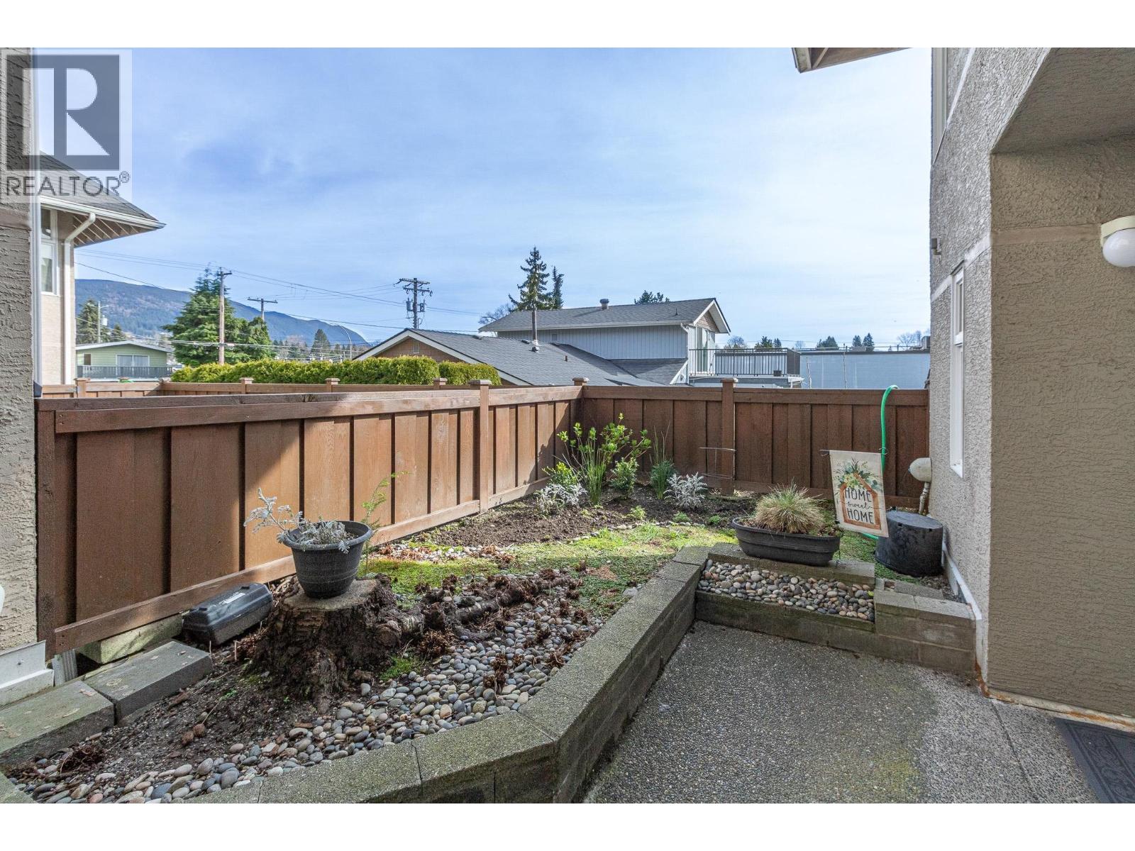 107 1570 Prairie Avenue Property Photo 3