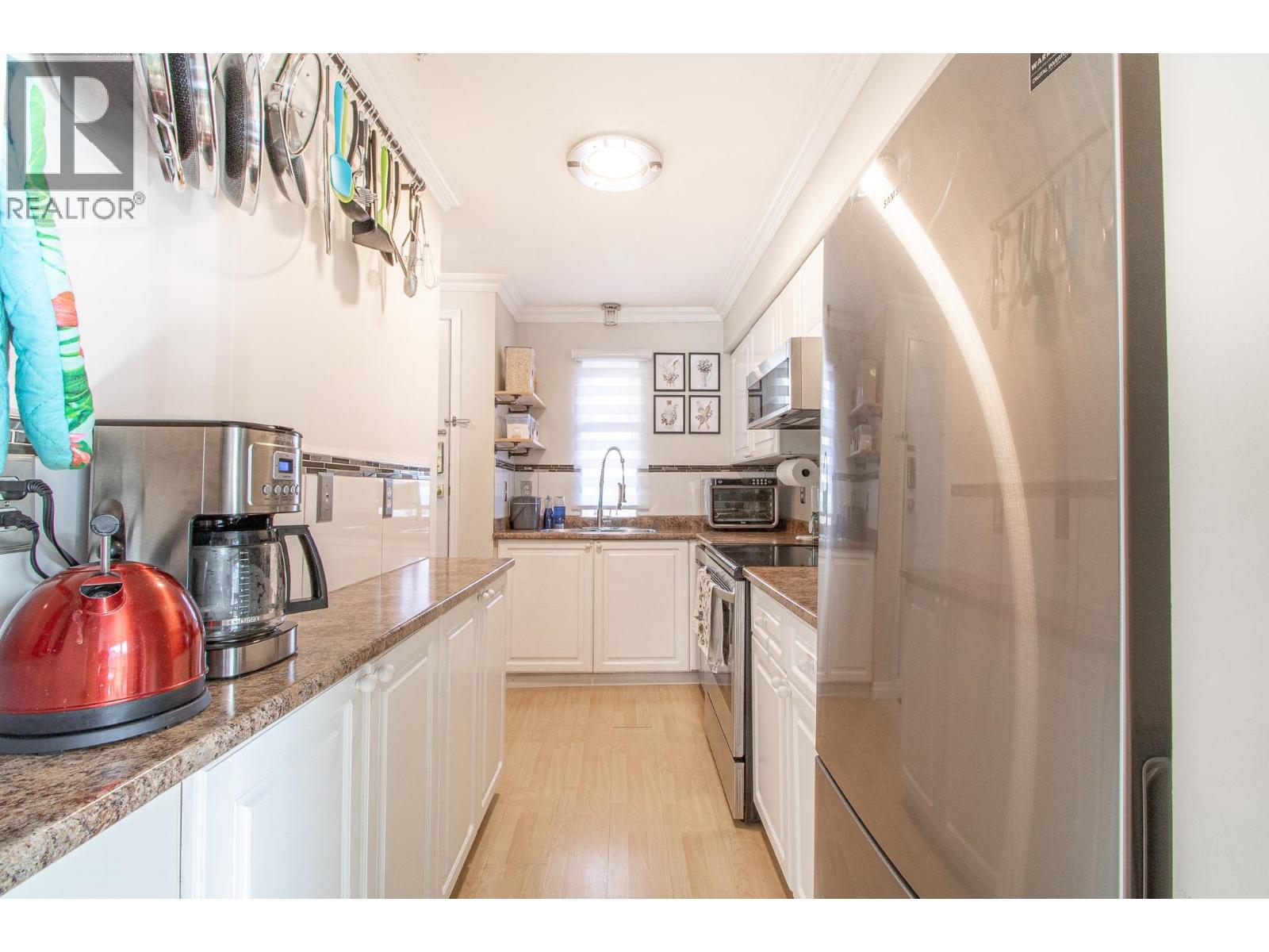 107 1570 Prairie Avenue Property Photo 7