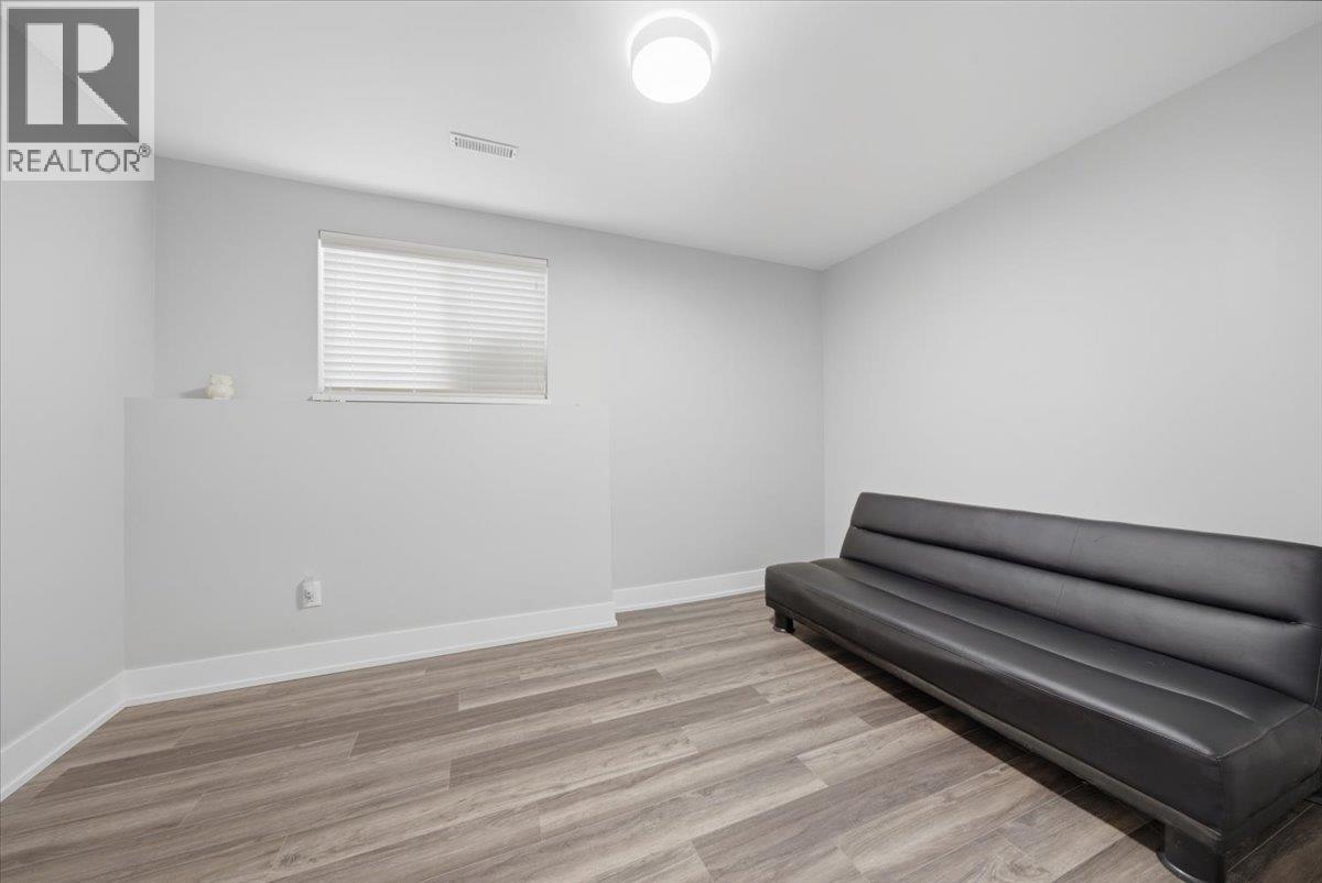 2893 Delahaye Drive Property Photo 25