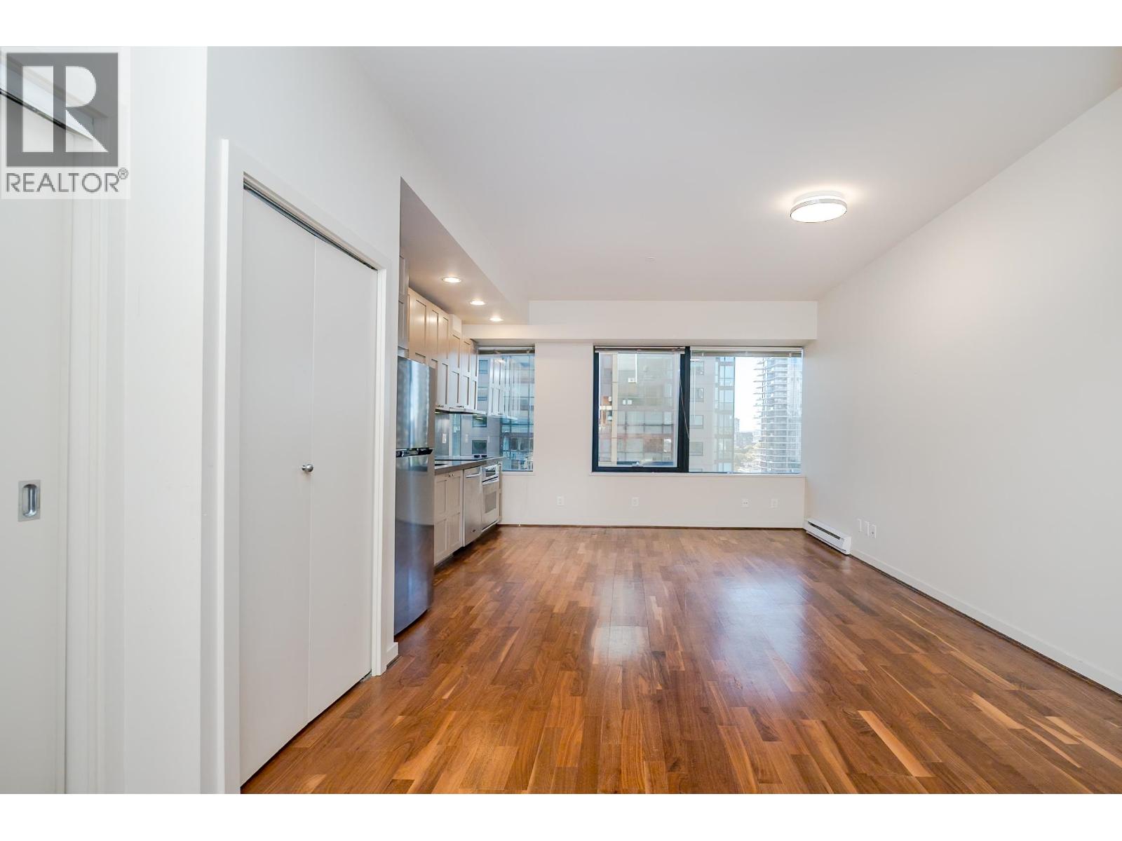 1113 1333 W Georgia Street Property Photo 11