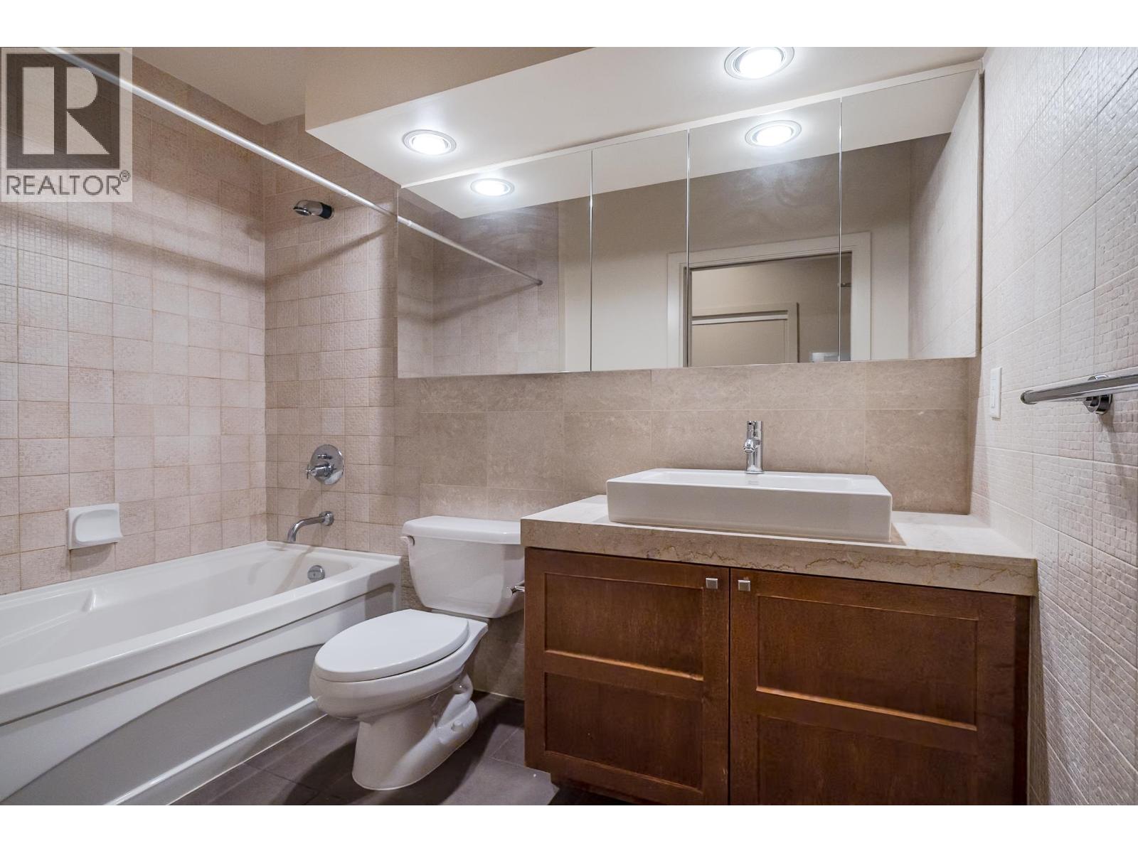 1113 1333 W Georgia Street Property Photo 18