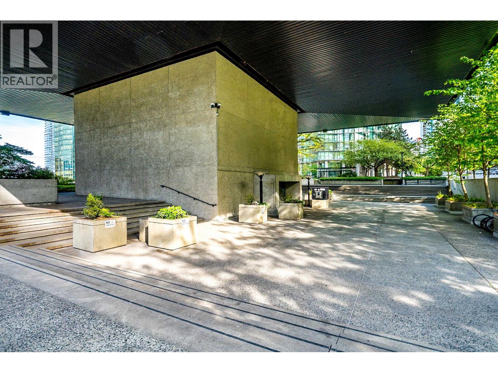 1113 1333 W Georgia Street Property Photo 26