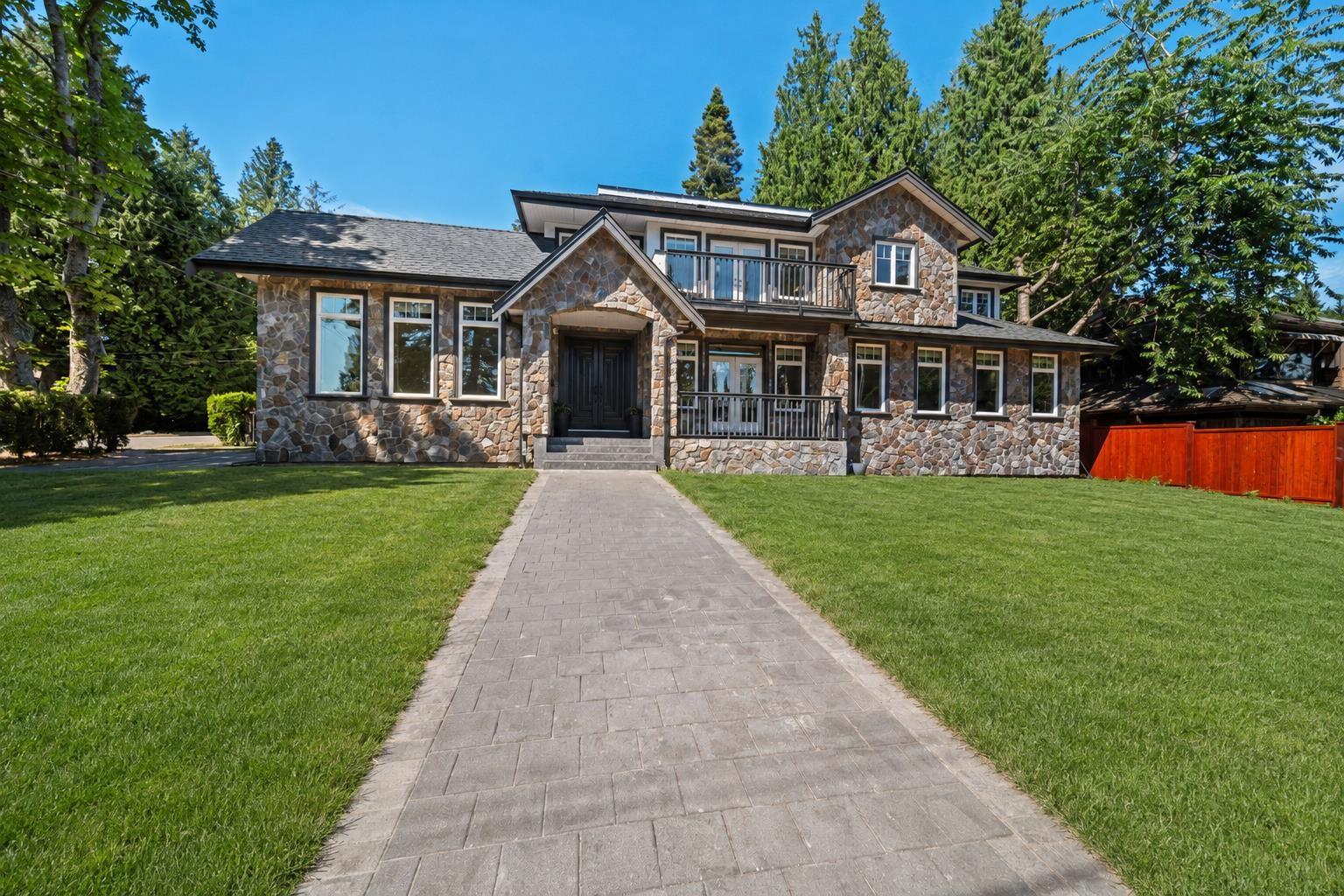 13101 14 Avenue Property Photo 3