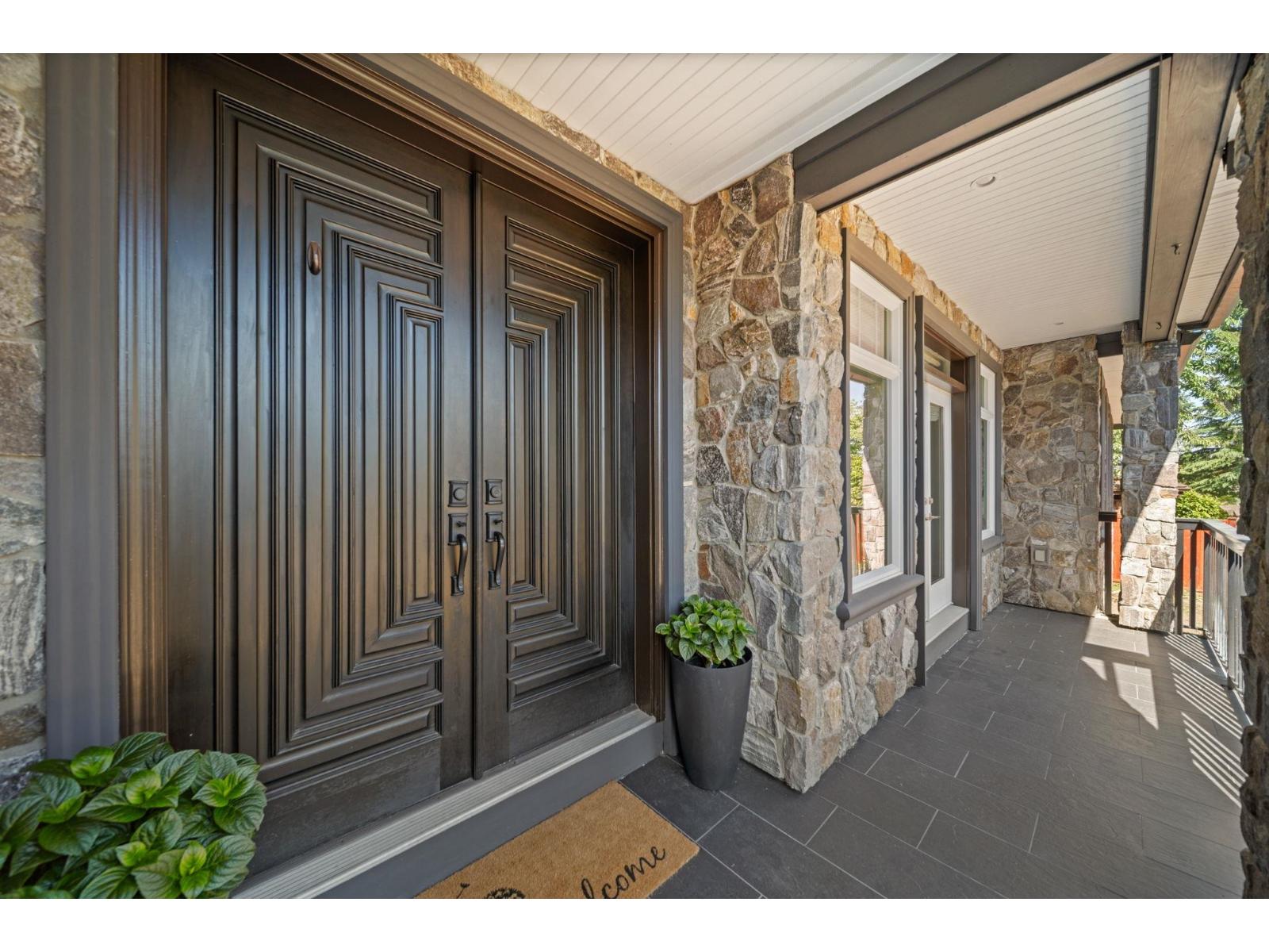 13101 14 Avenue Property Photo 5