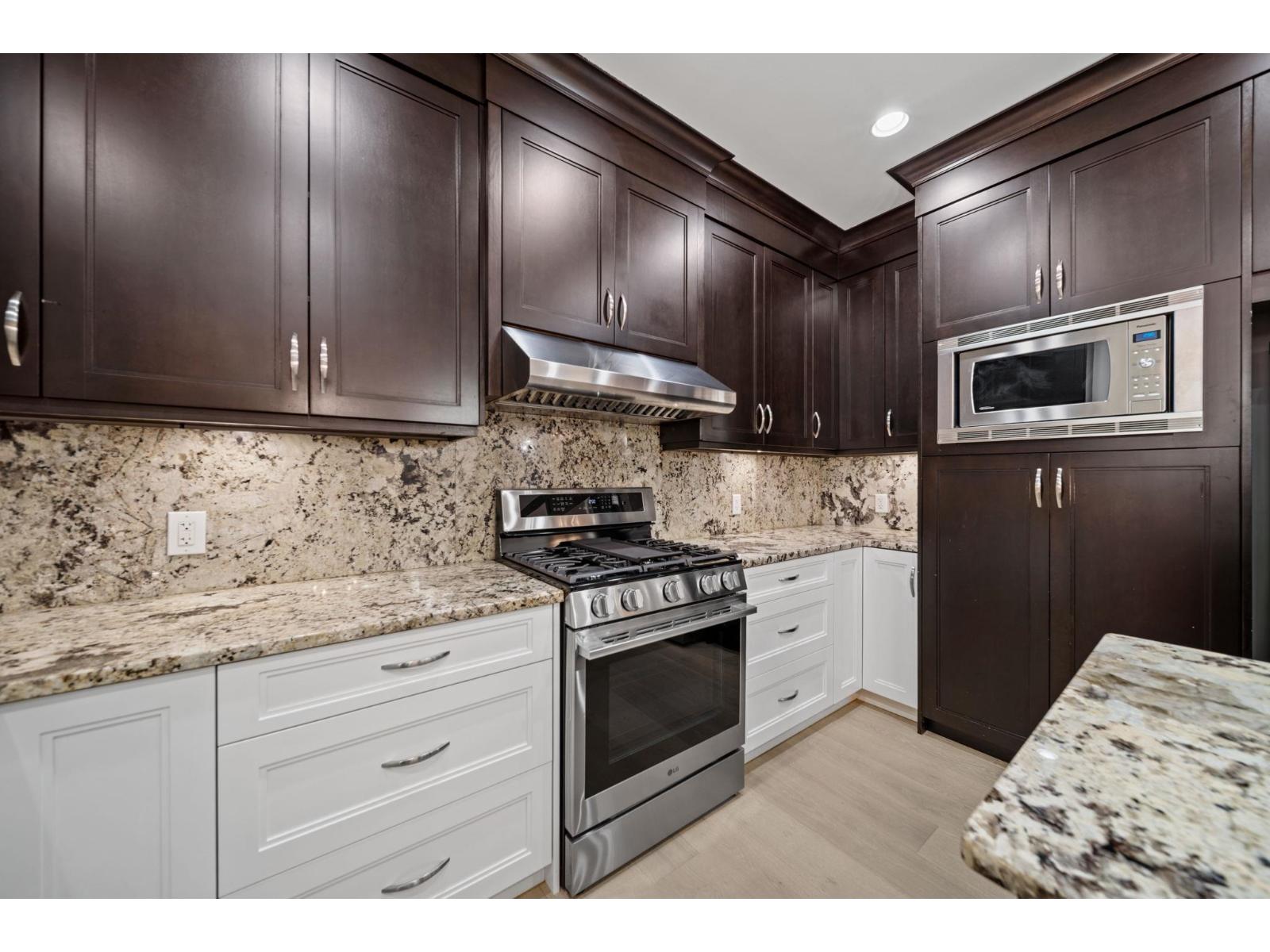 13101 14 Avenue Property Photo 12