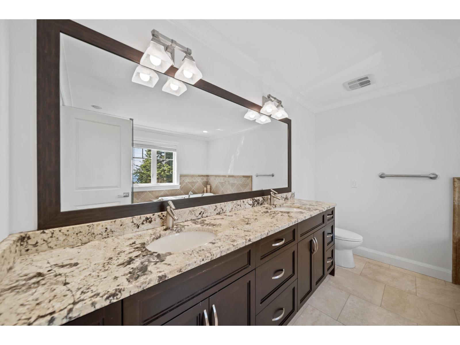 13101 14 Avenue Property Photo 26