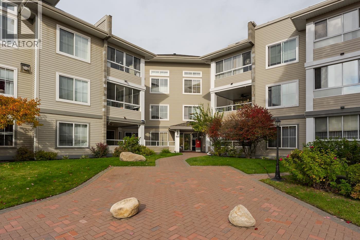 109 2055 INGLEDEW STREET Property Photo 1