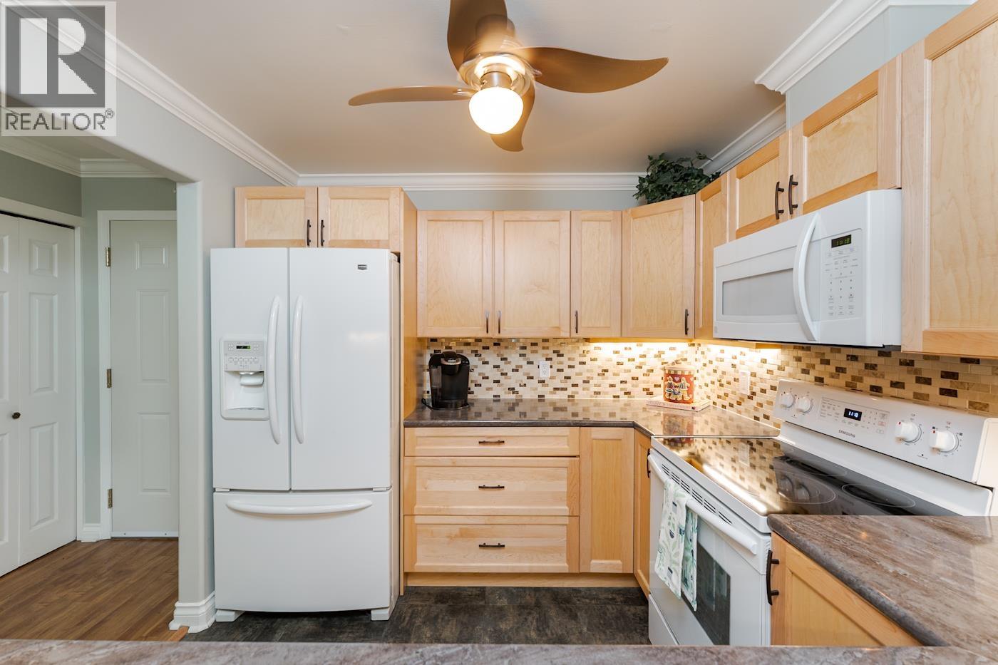 109 2055 Ingledew Street Property Photo 5