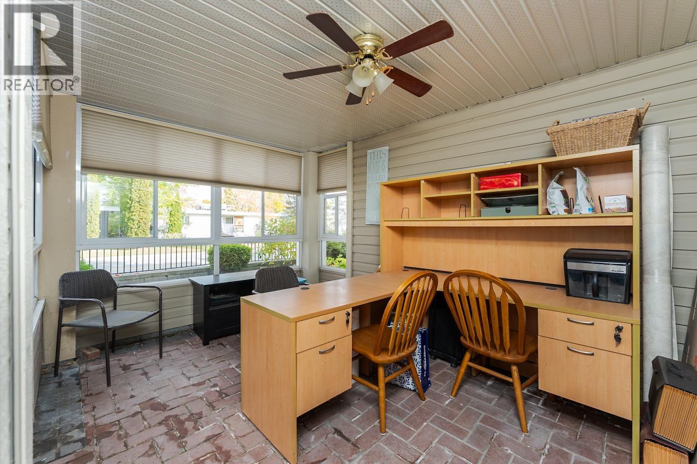 109 2055 Ingledew Street Property Photo 16
