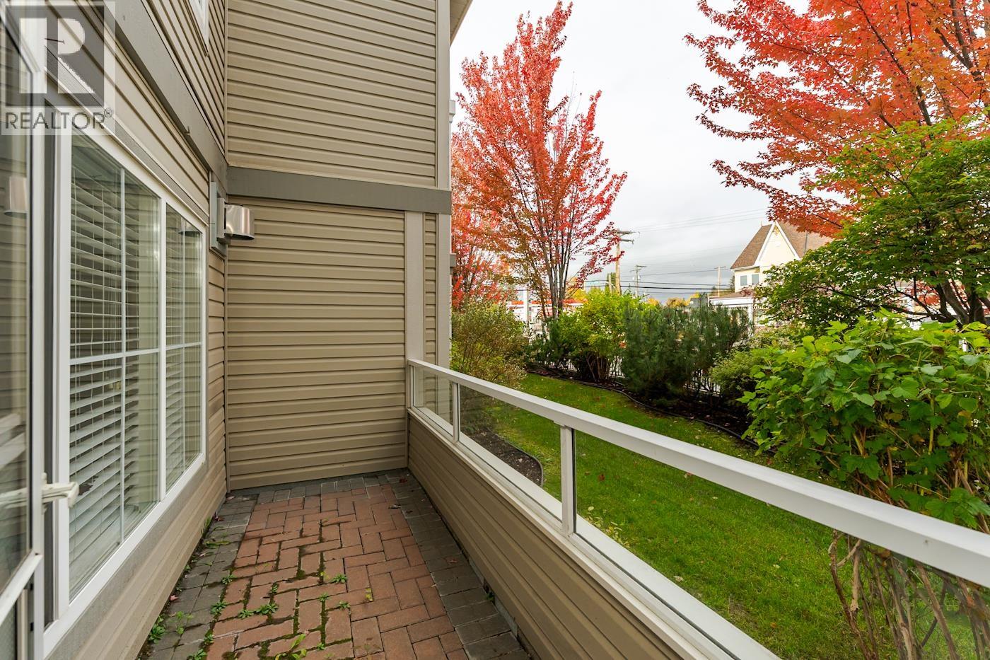 109 2055 Ingledew Street Property Photo 35