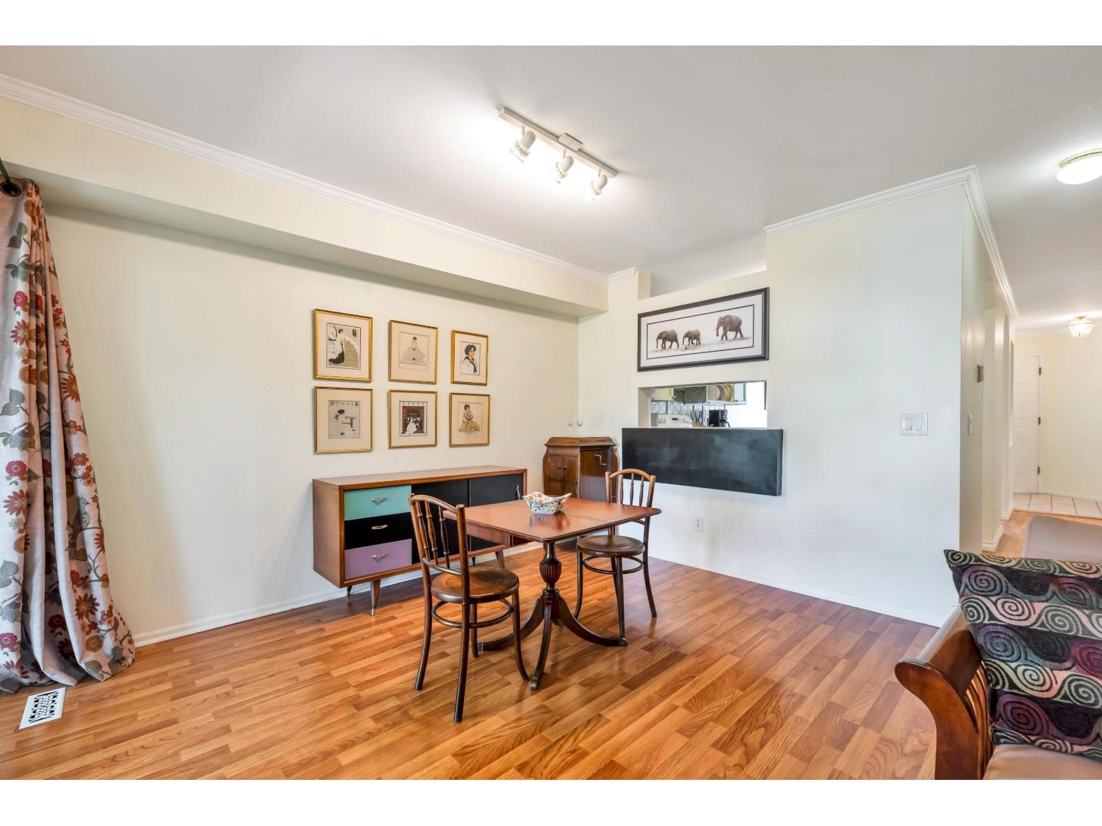 60 9045 Walnut Grove Drive Property Photo 10