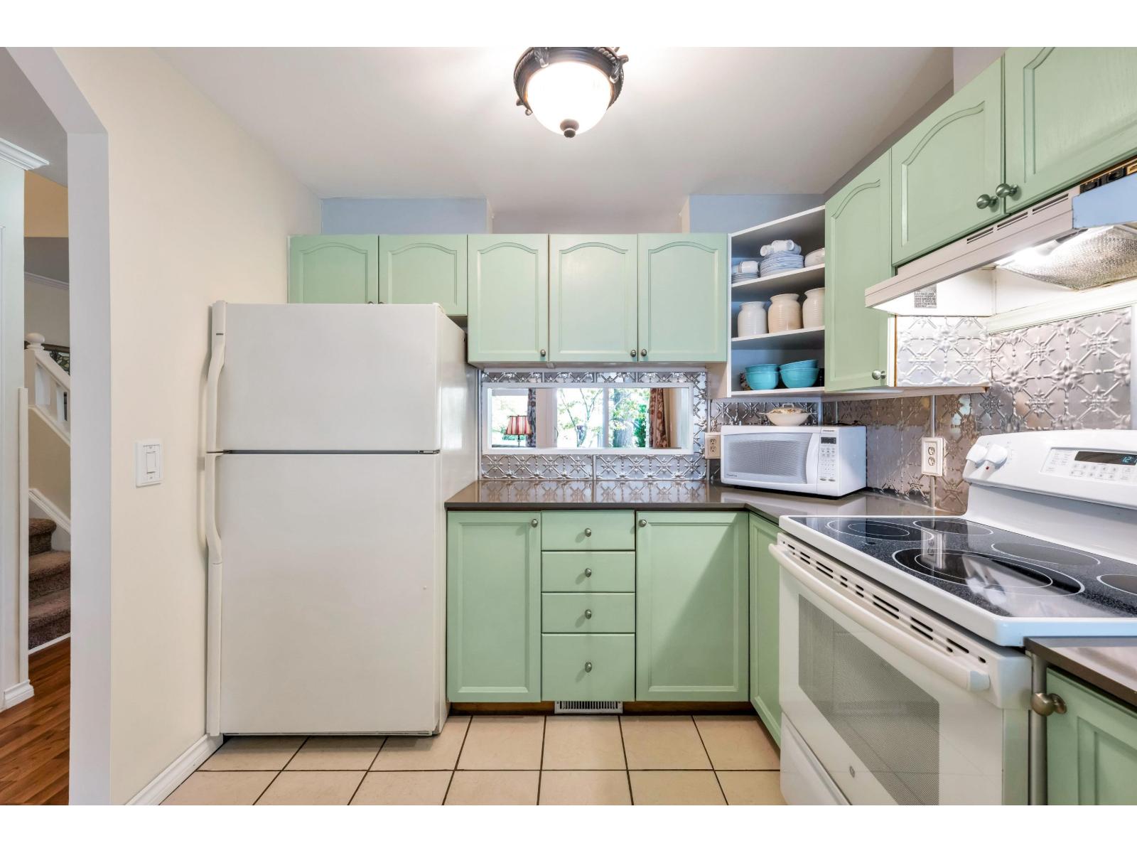 60 9045 Walnut Grove Drive Property Photo 15