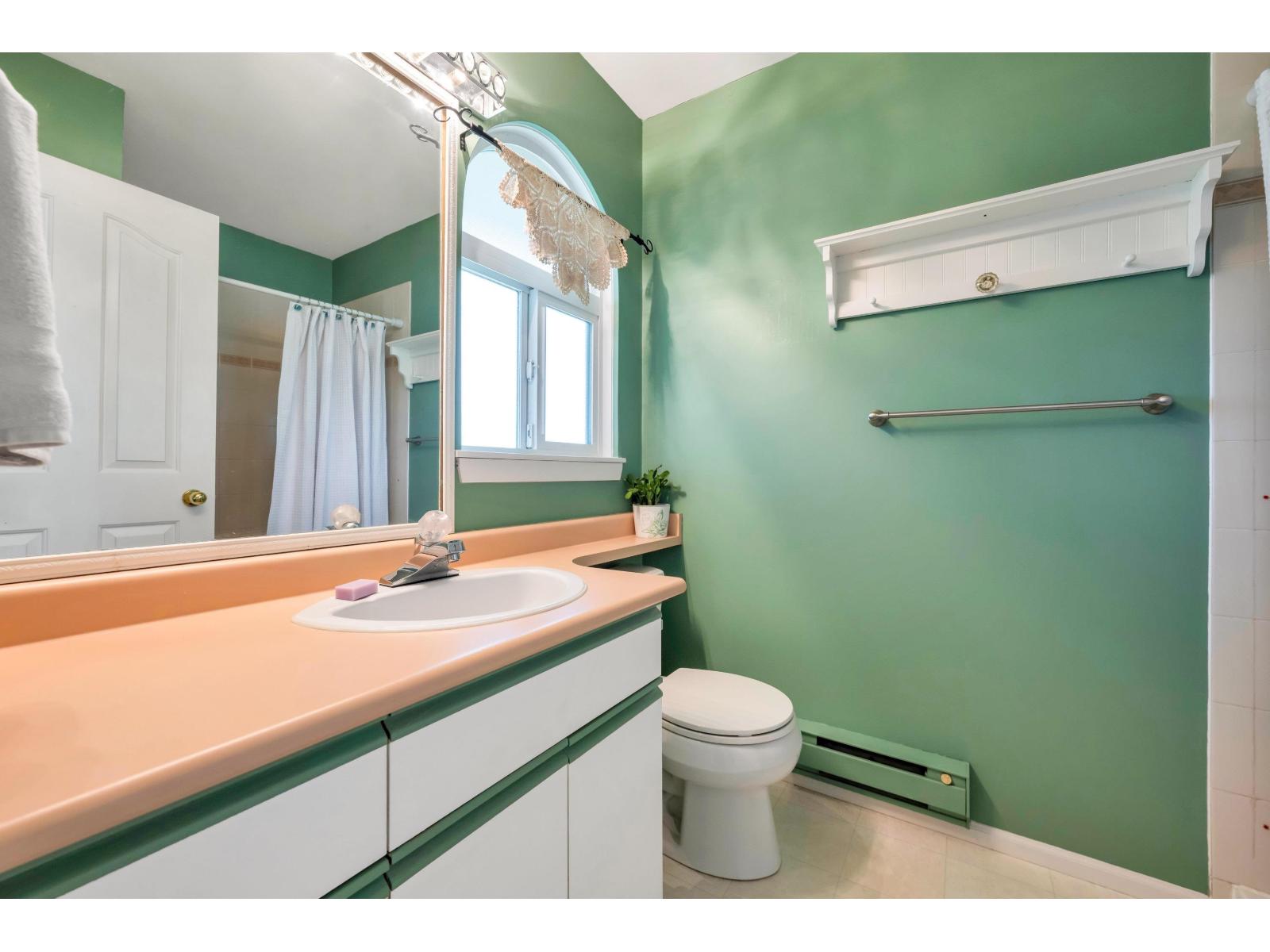 60 9045 Walnut Grove Drive Property Photo 32