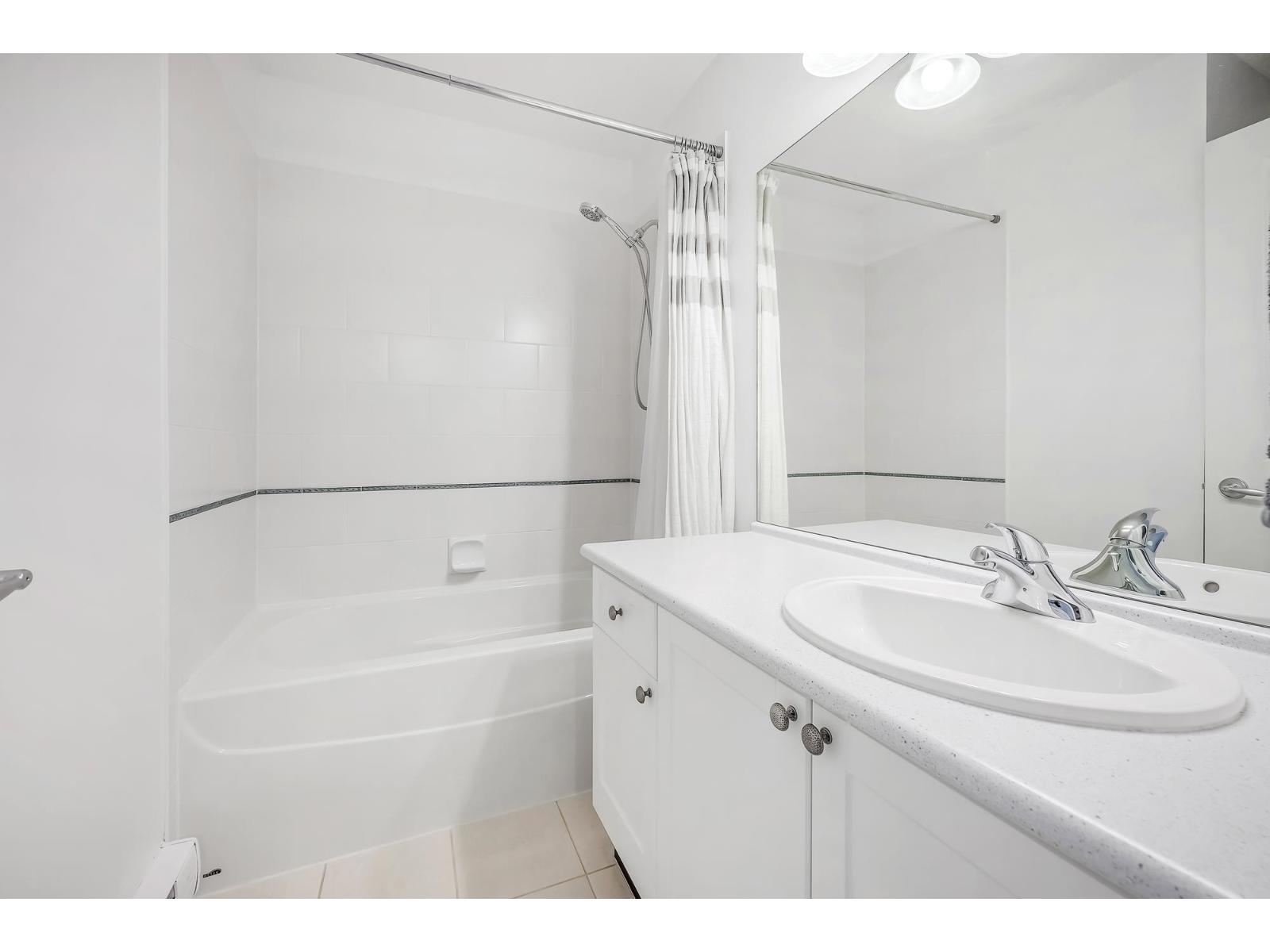 15168 36 Avenue Property Photo 13