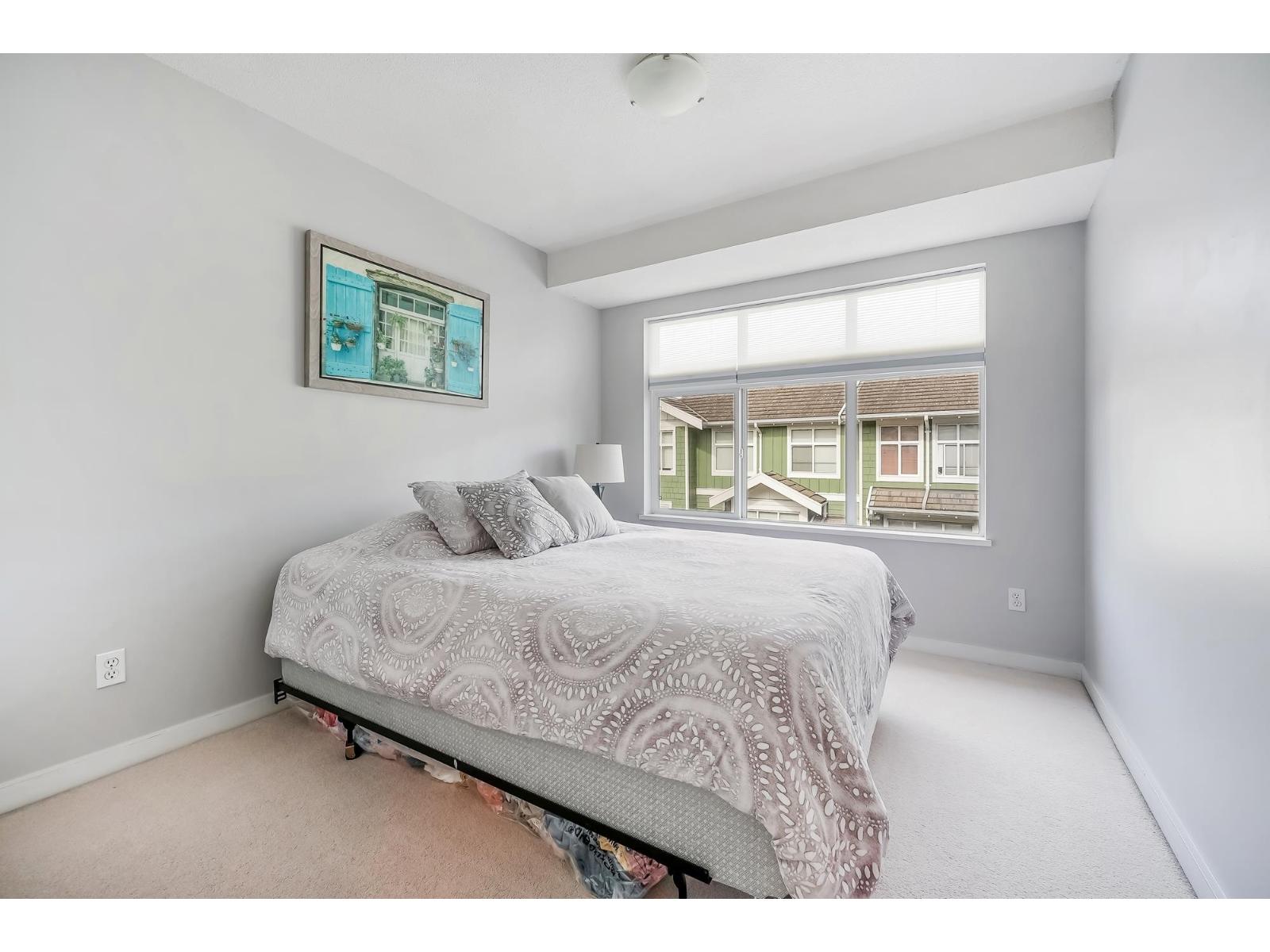 15168 36 Avenue Property Photo 15
