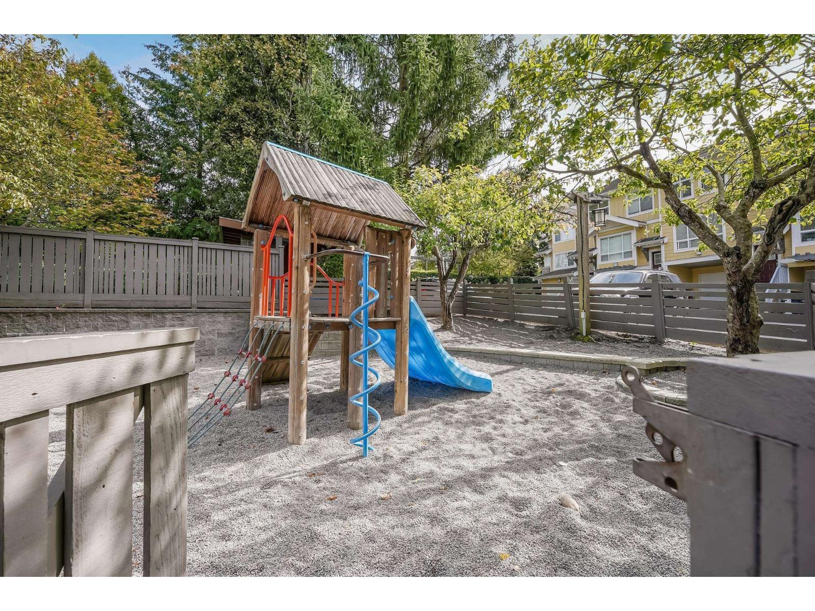 15168 36 Avenue Property Photo 28