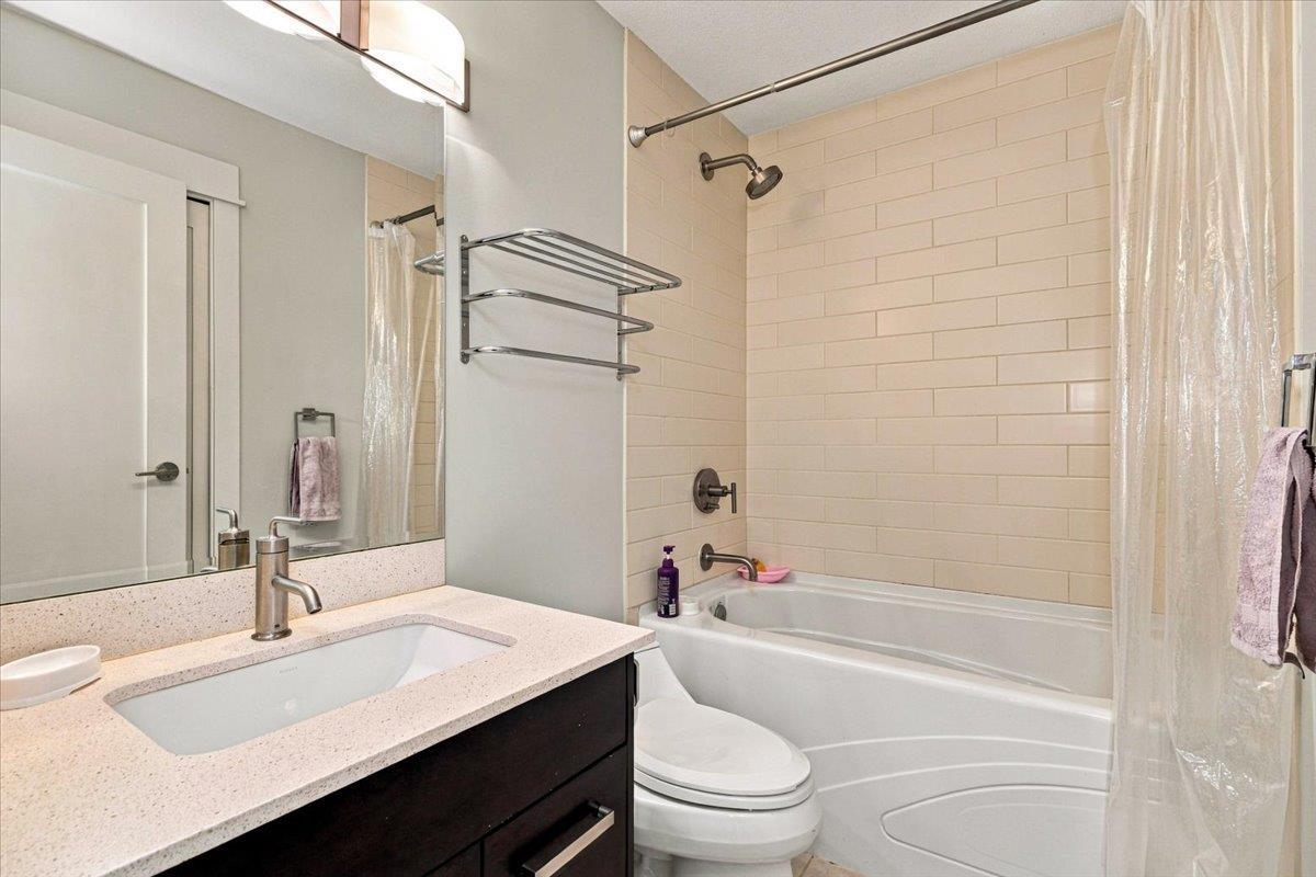 6 2689 Parkway Drive Property Photo 14