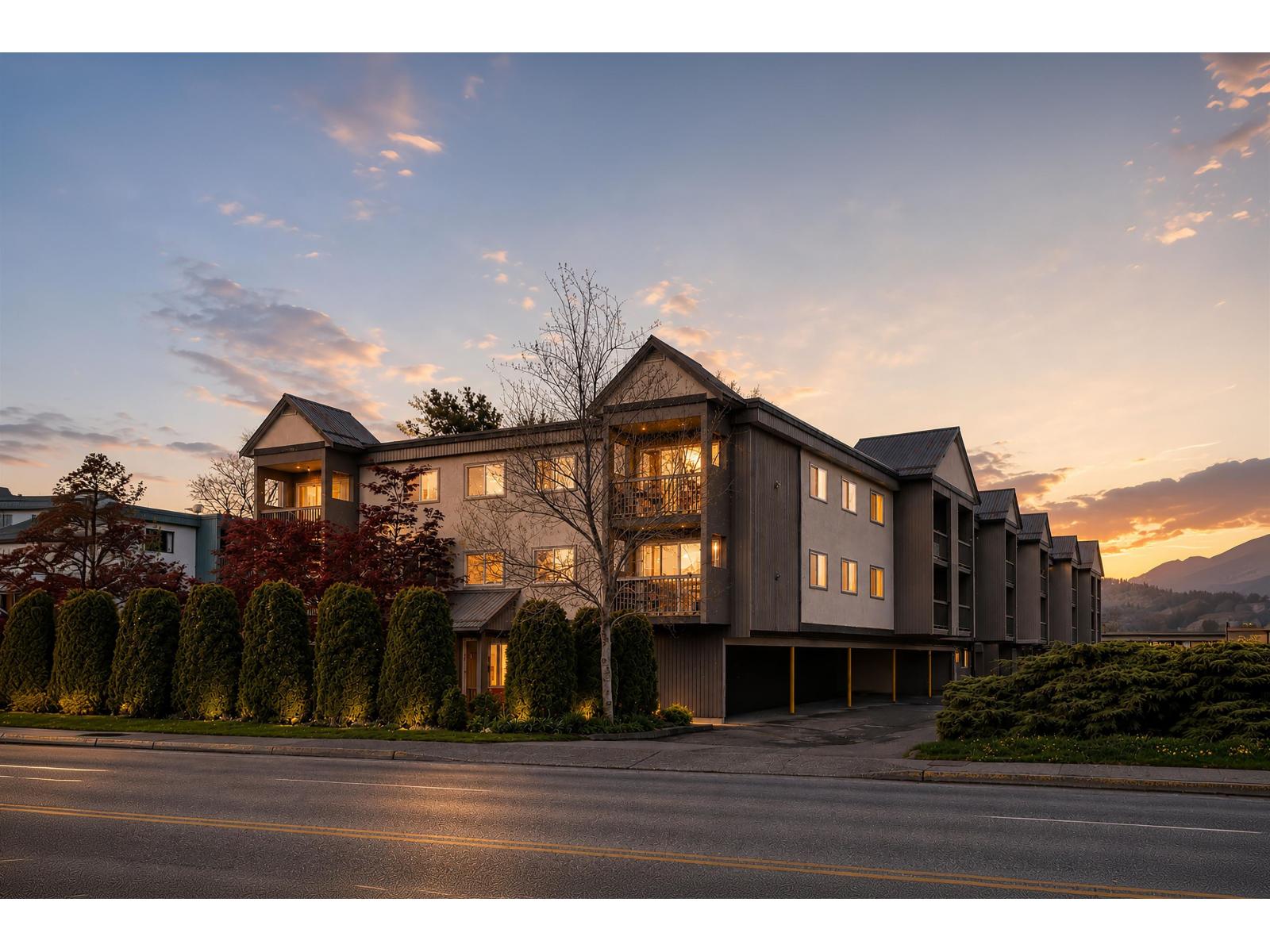 1783 Agassiz-rosedale No 9 Highway #327 Property Photo 1