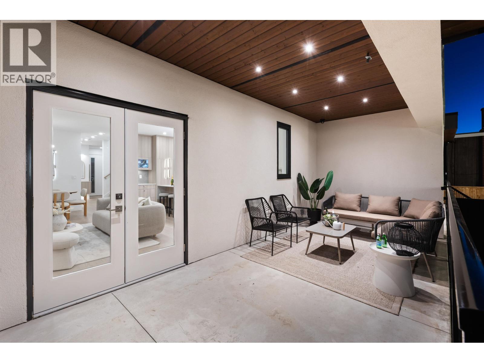 1 7061 Paulus Crescent Property Photo 25