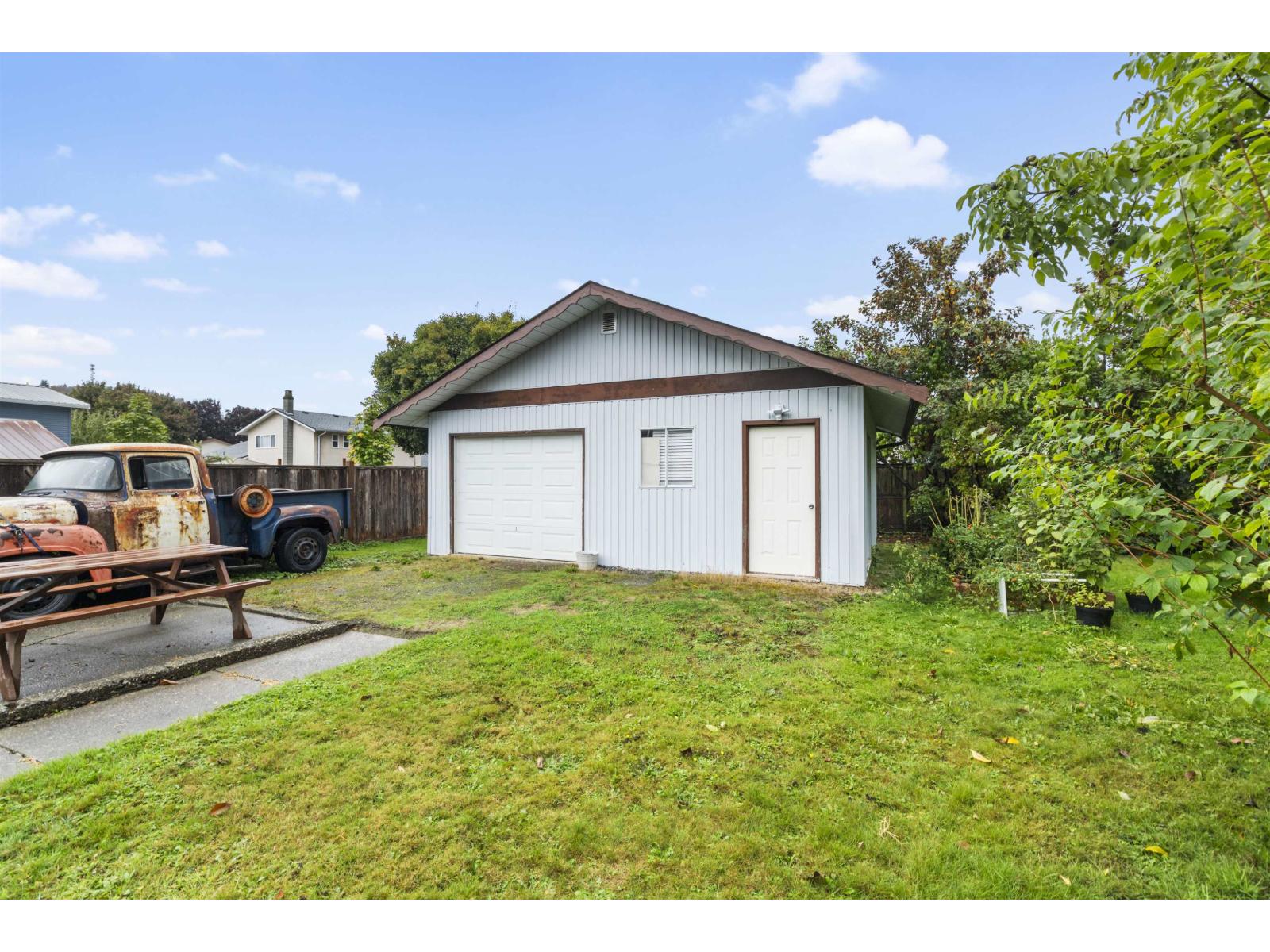 9418 Mcnaught Road Property Photo 23